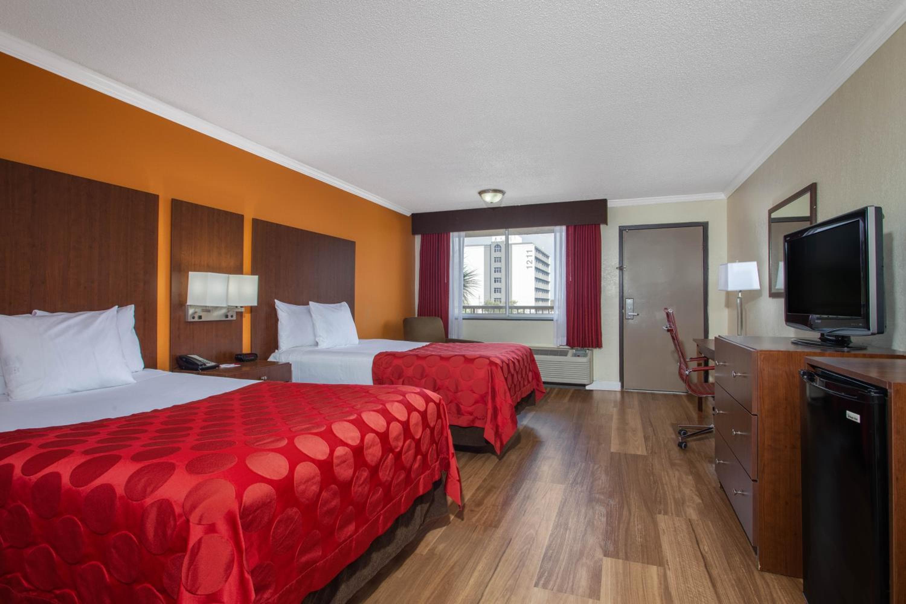 Ramada by Wyndham Tampa Westshore Aeroporto Sud — 15