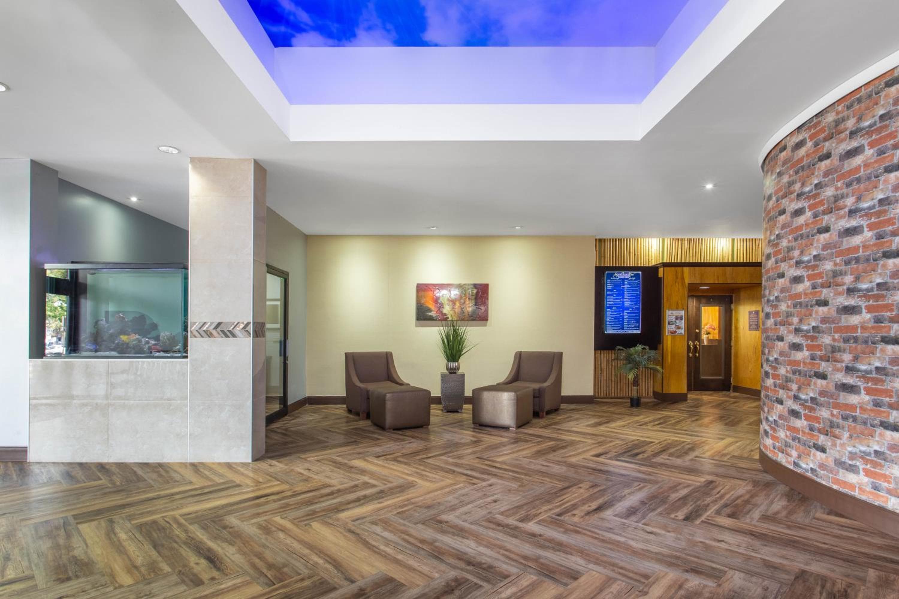 Ramada by Wyndham Tampa Westshore Aeroporto Sud — 4