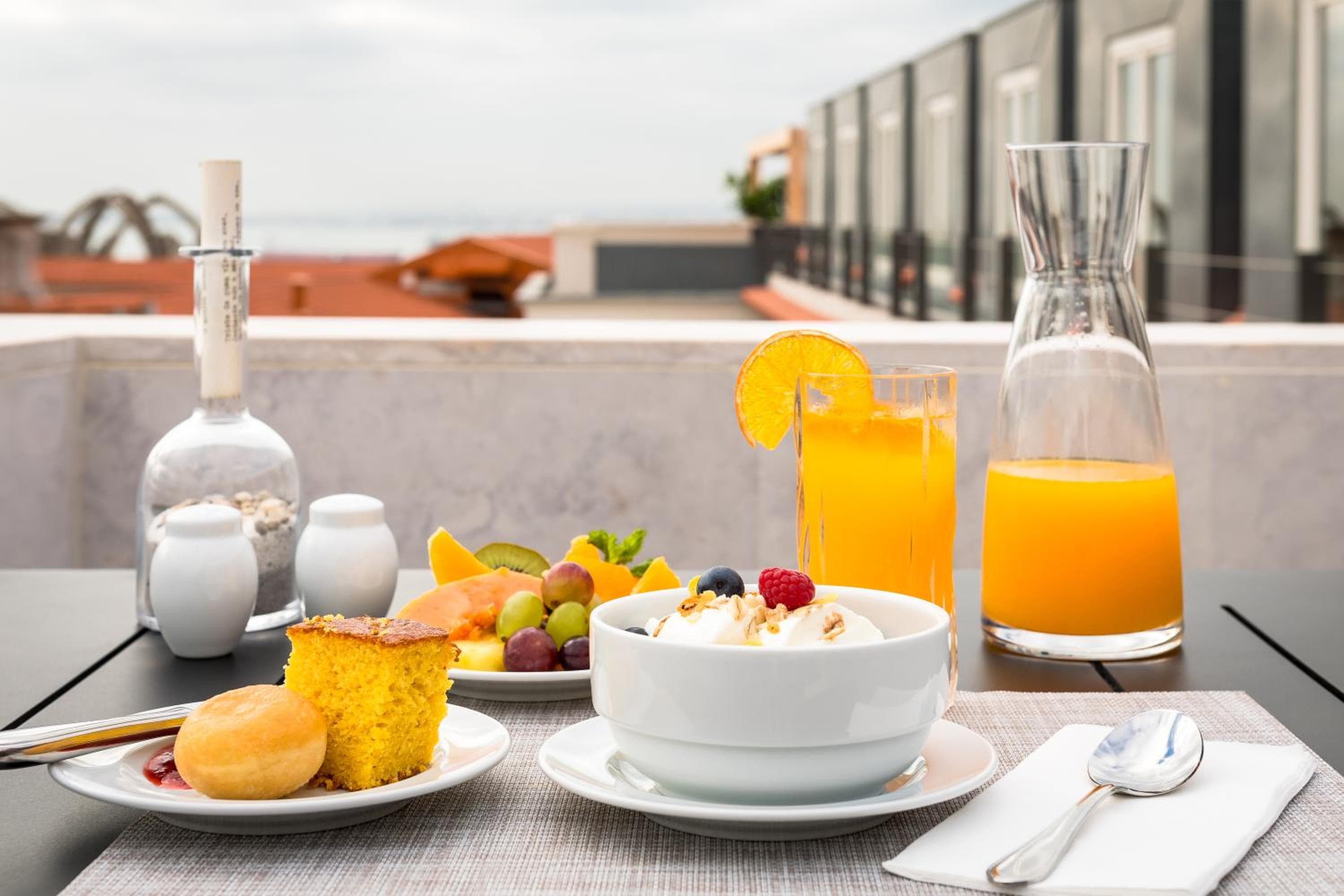 Lisboa Pessoa Hotel hotel, Rua da Oliveira ao Carmo, 8, Lisbon, Portugal — photo 62