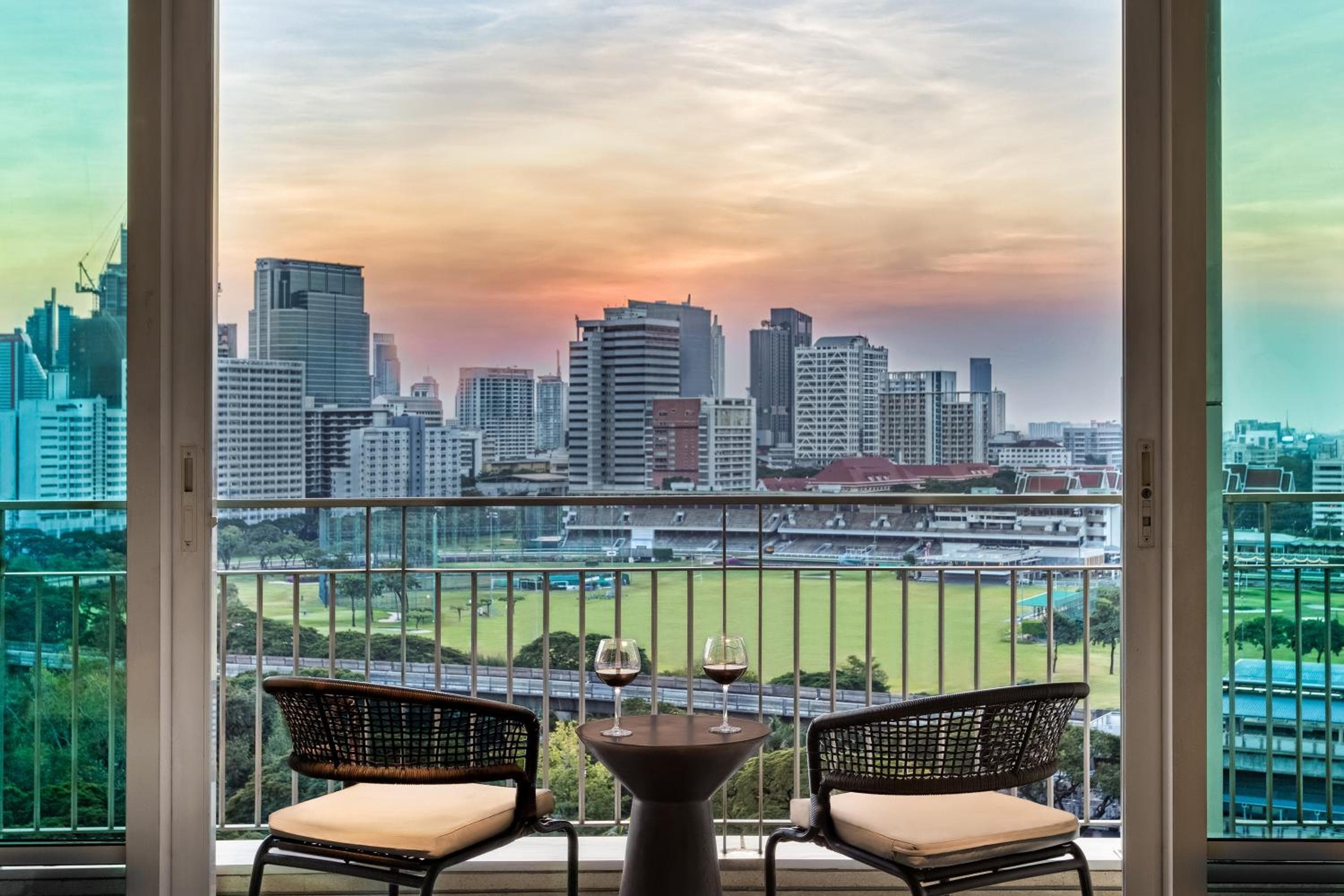 Dusit Suites Hotel Ratchadamri, Bangkok — 24