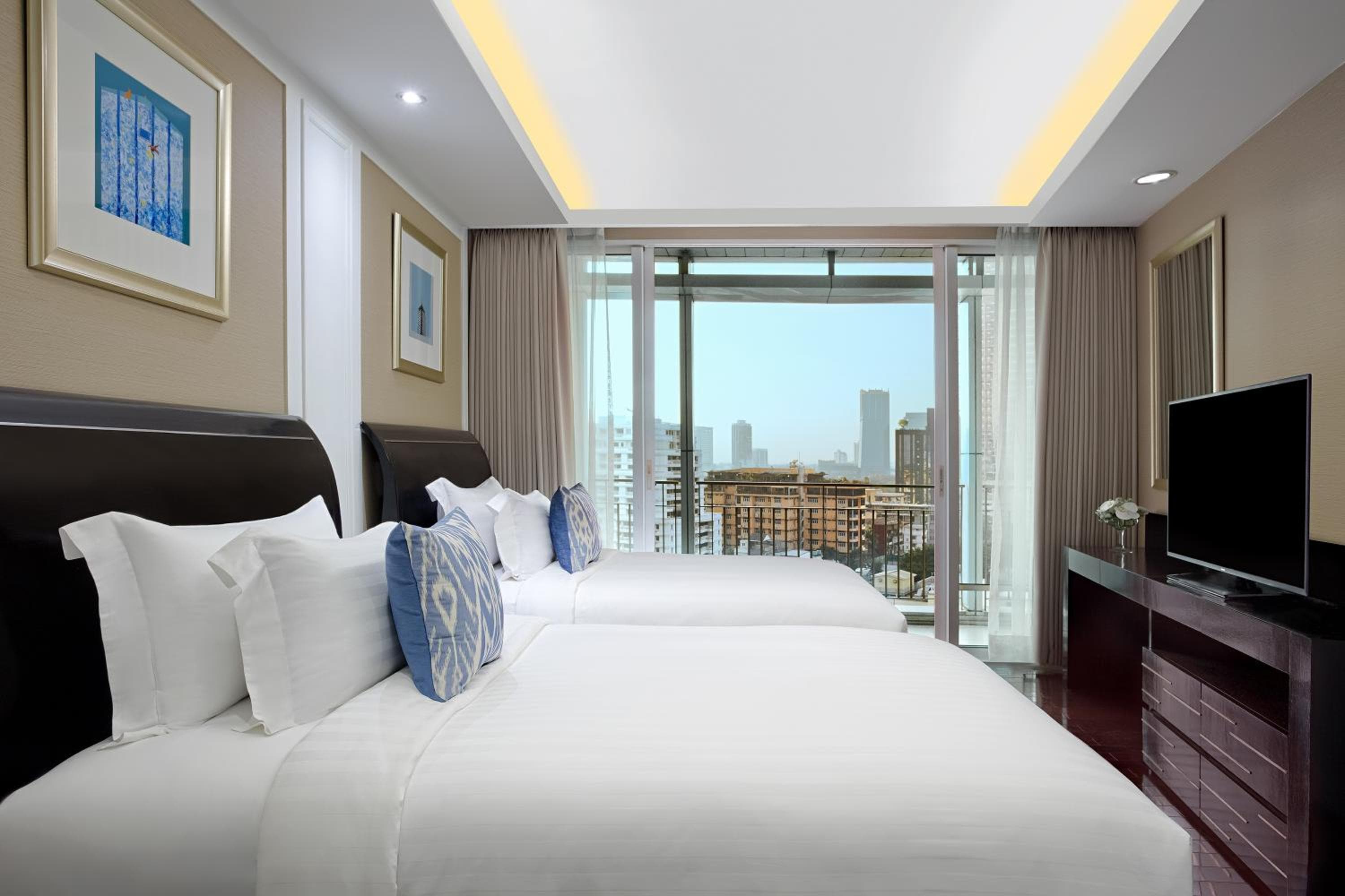 Dusit Suites Hotel Ratchadamri, Bangkok — 19
