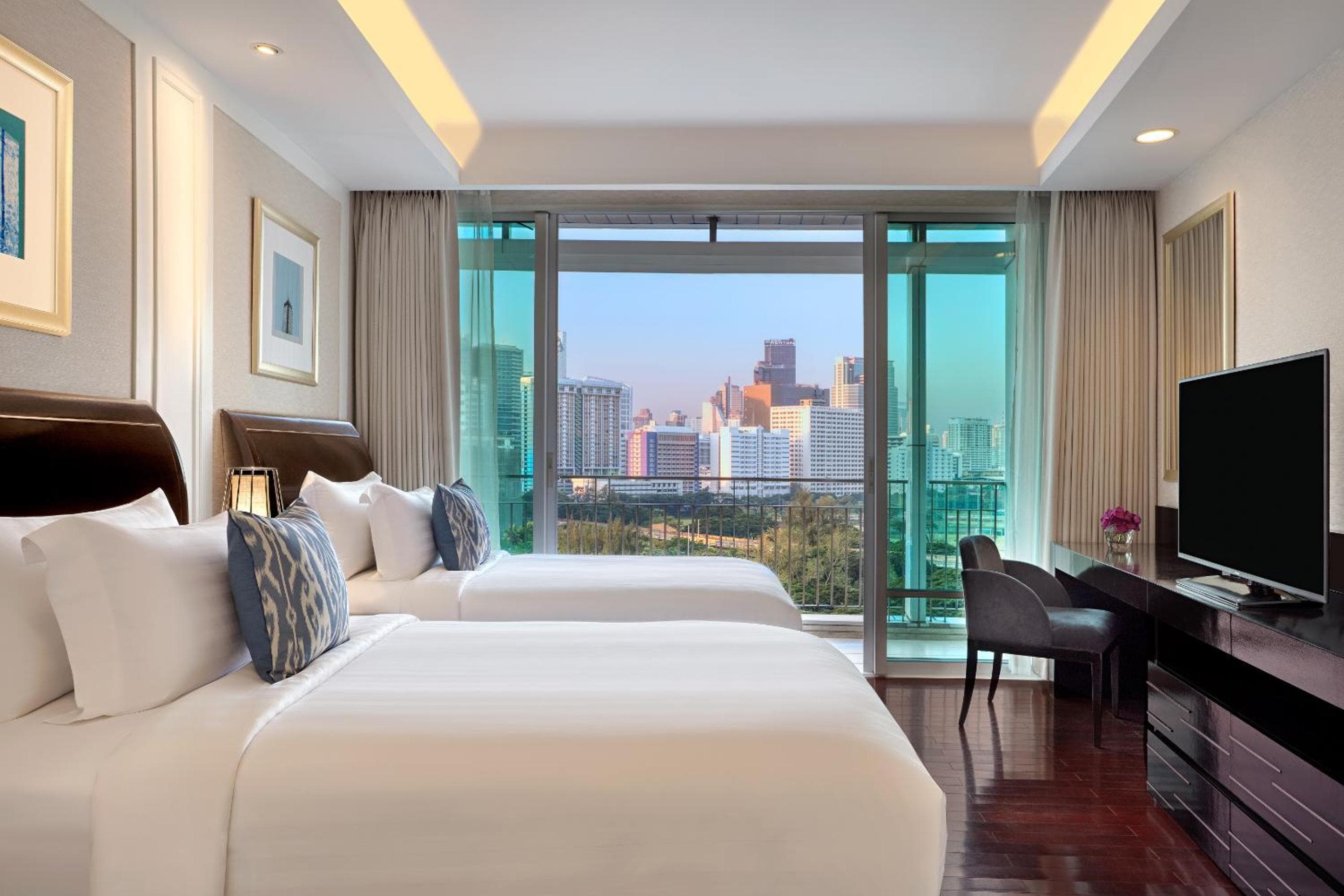 Dusit Suites Hotel Ratchadamri, Bangkok — 14