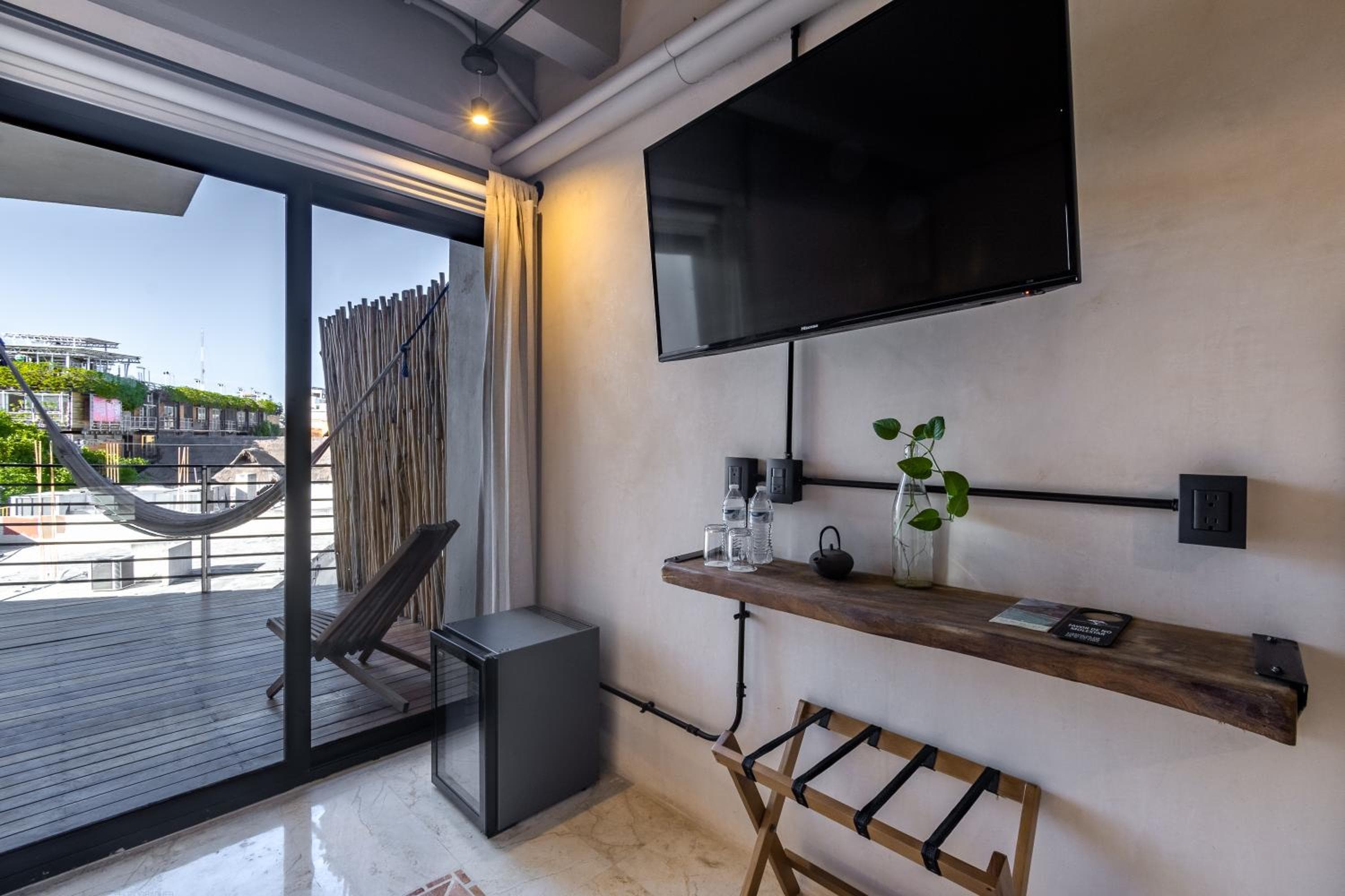 Caribbean Paradise Hotel & Spa - 5th Avenue — 19