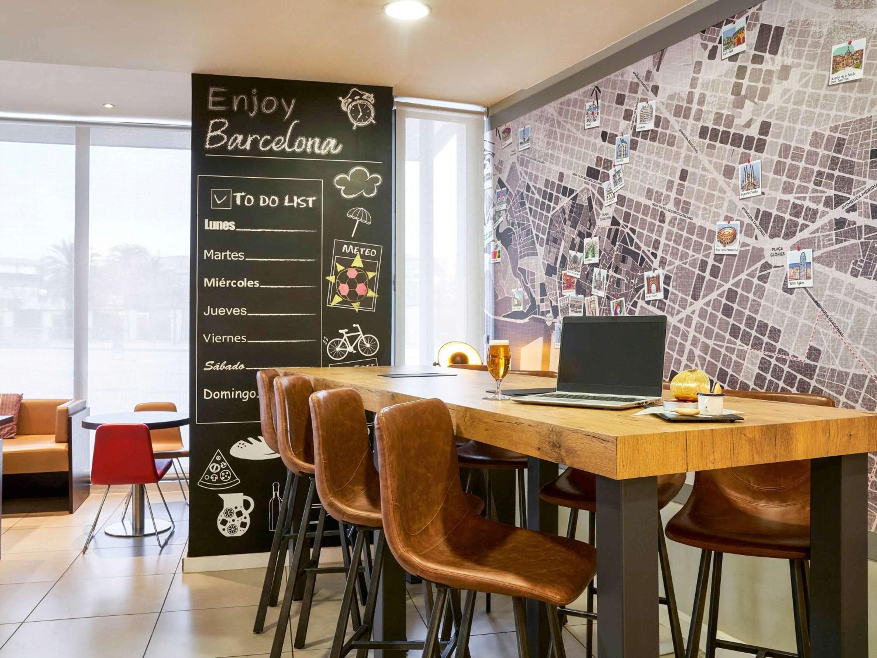Ibis Barcelona Meridiana — 6