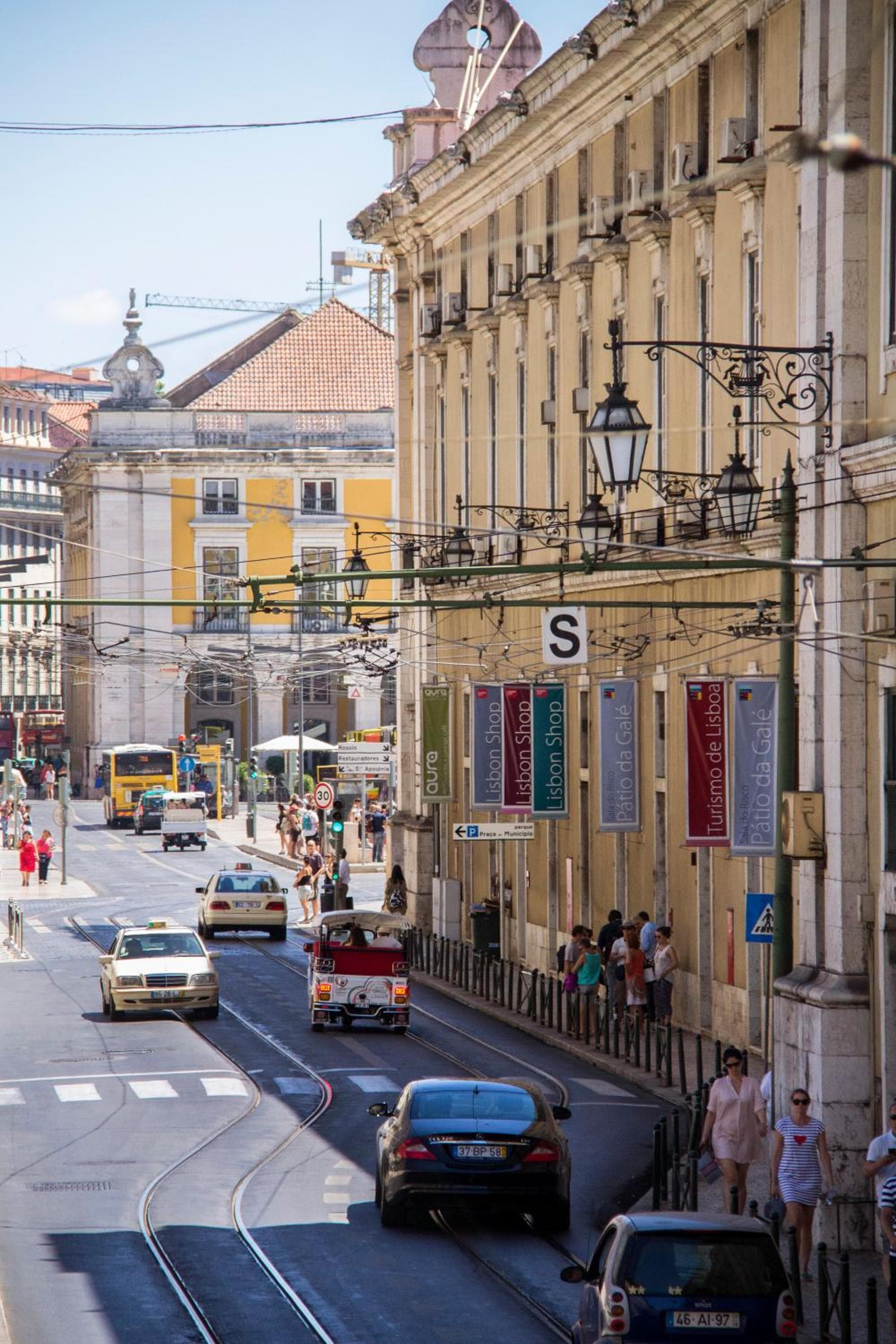 Lisbon Arsenal Suites — 6