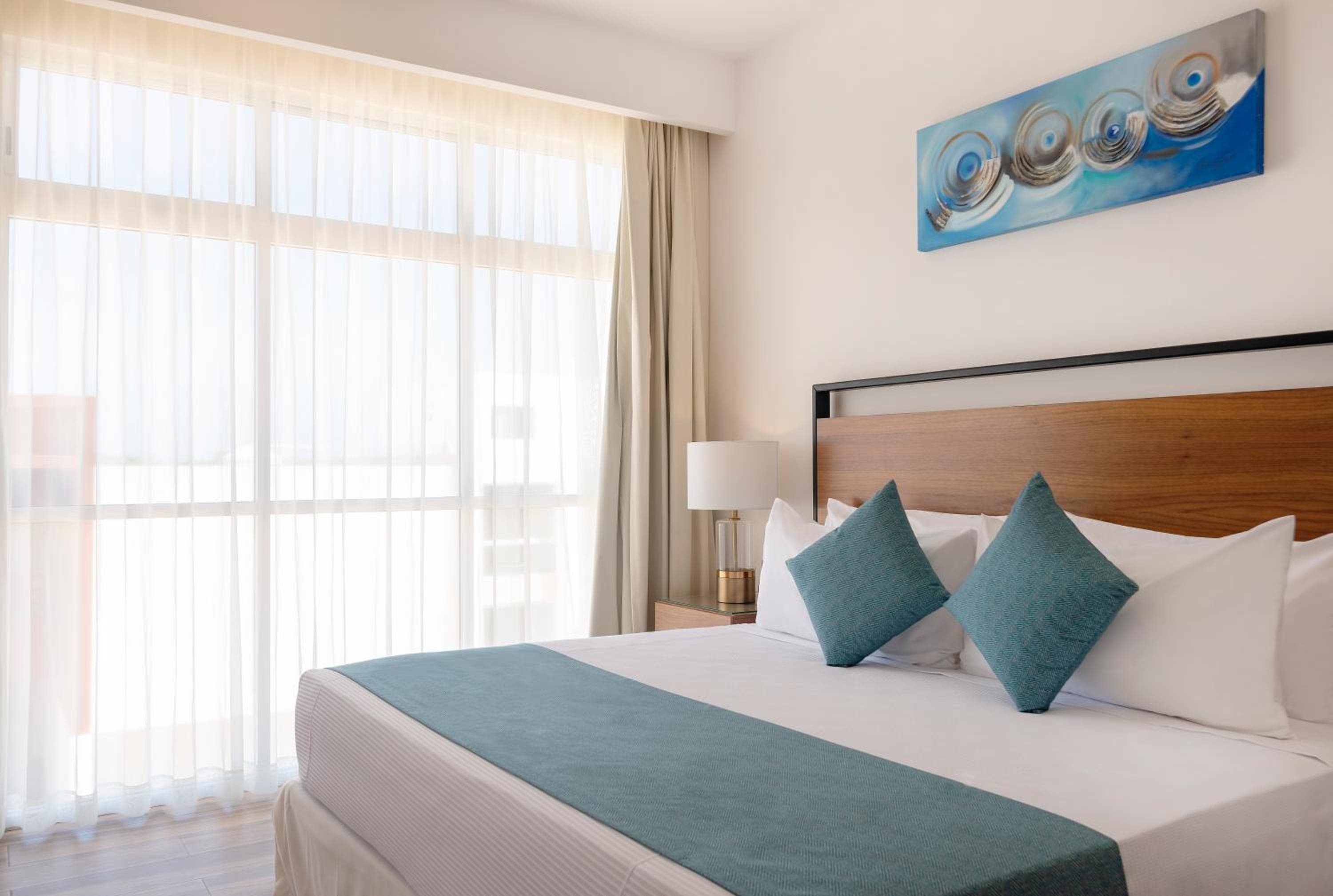 Heaven Hotel — 21