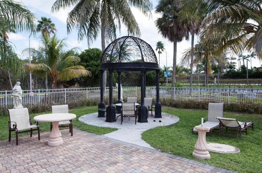 Miami Gardens Inn & Suites — 23