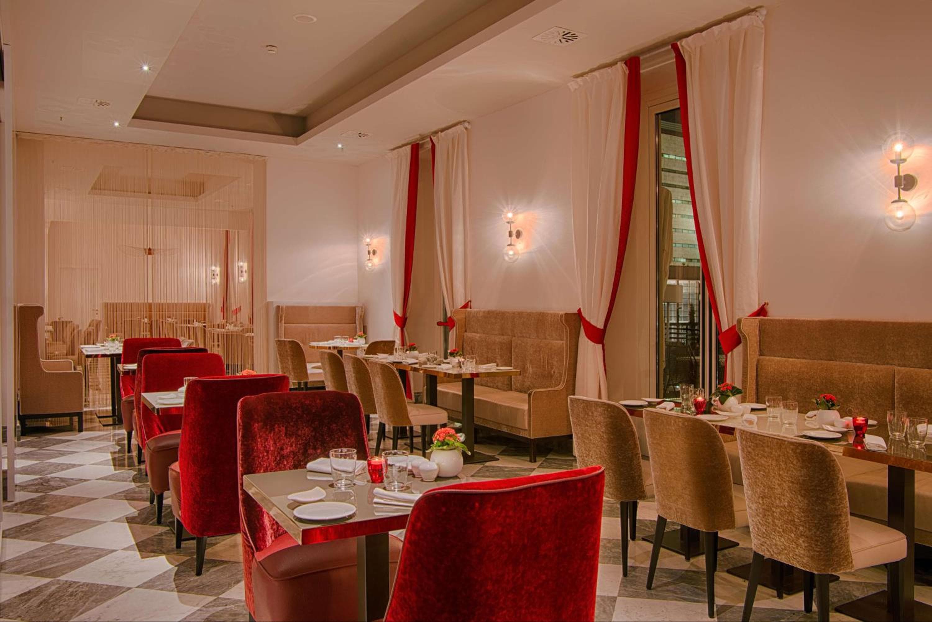 NH Collection Palazzo Cinquecento — 2