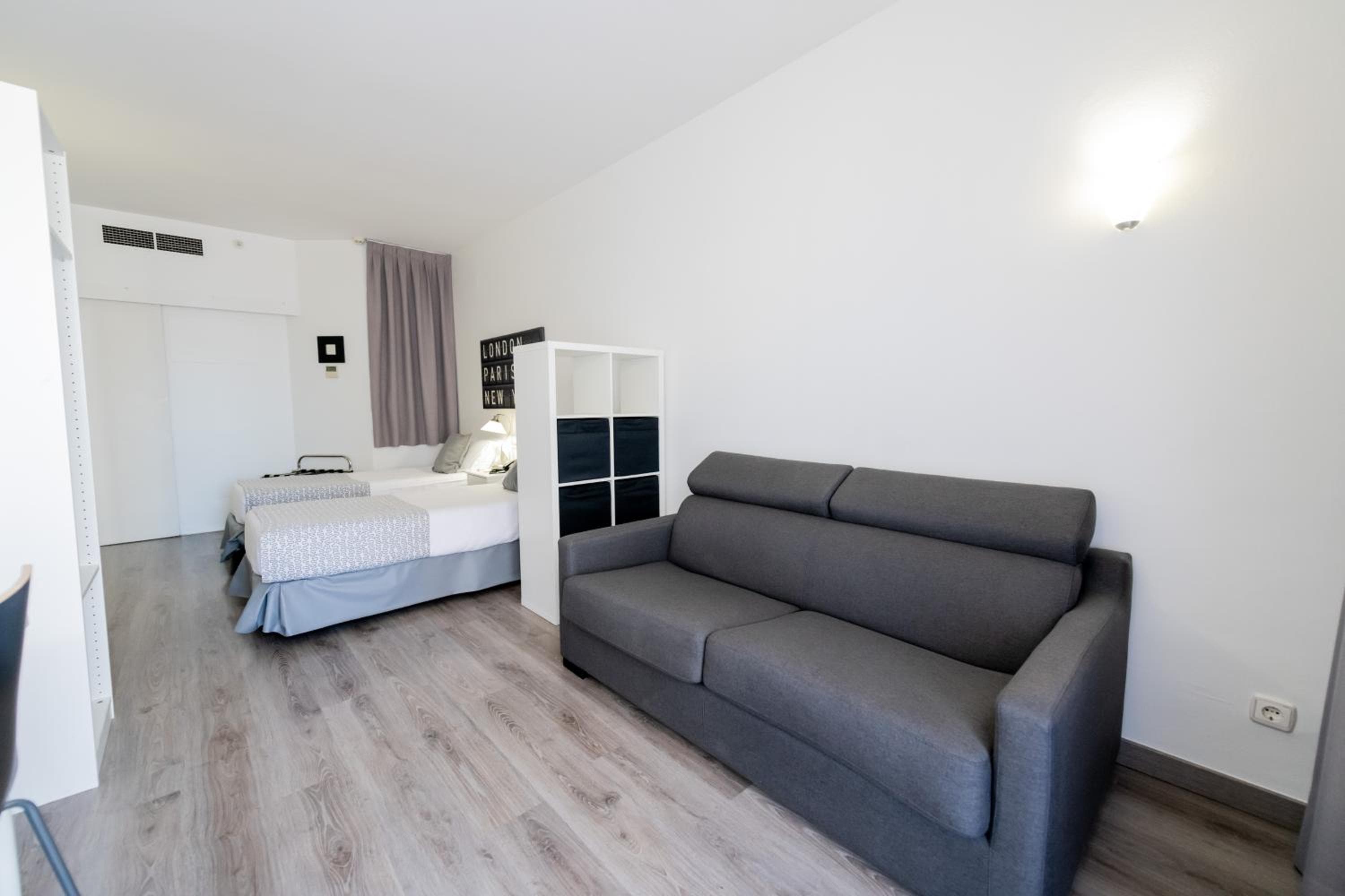 Aparthotel Atenea Calabria — 23