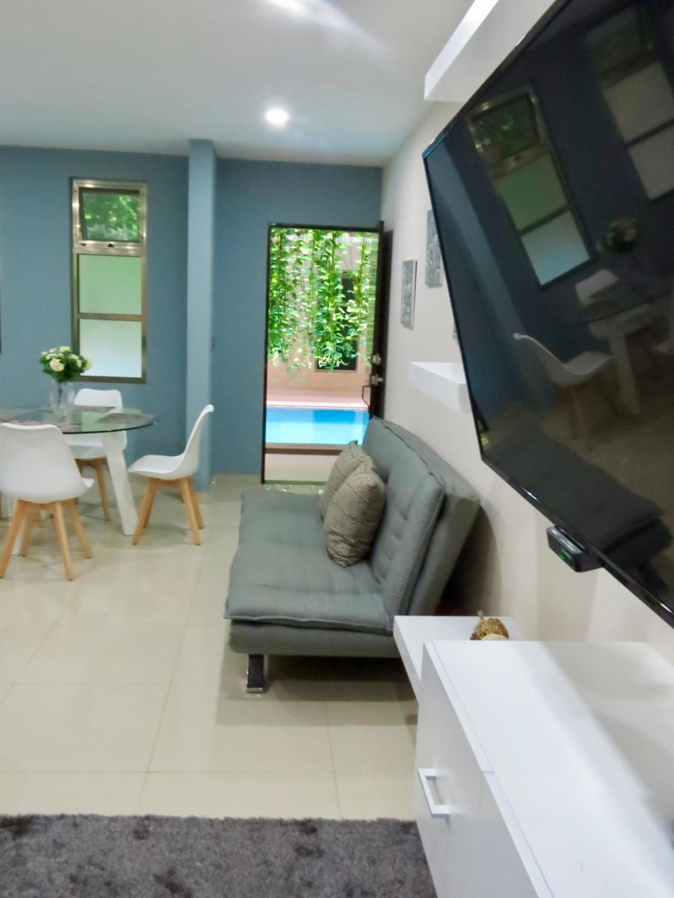 Palmarena Rooms & Residences - Long Stay Comfort with Parking, Sauna, Gym & Pool - Steps from 5th Avenue — 28