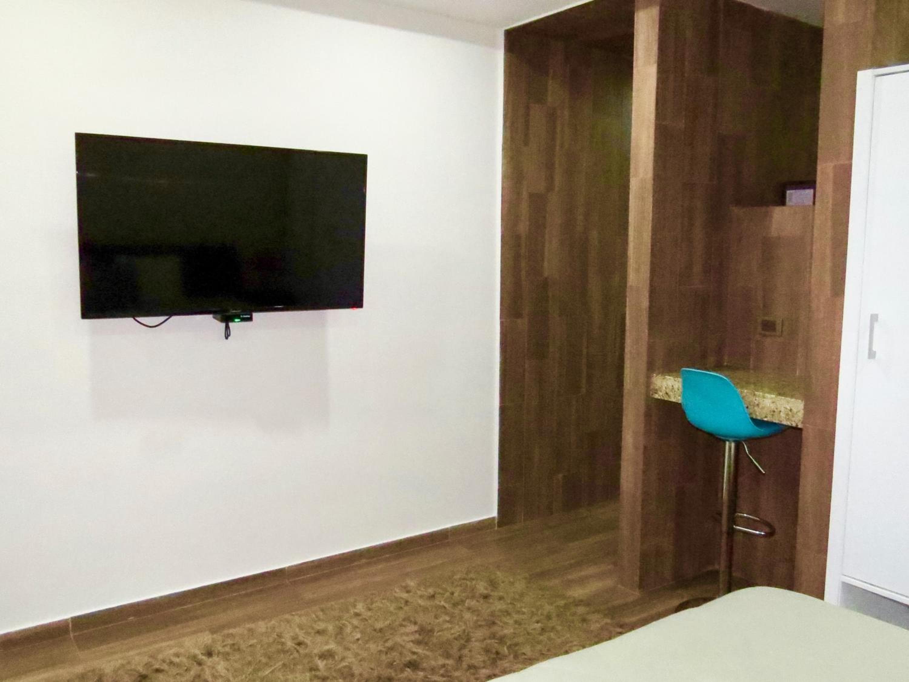 Palmarena Rooms & Residences - Long Stay Comfort with Parking, Sauna, Gym & Pool - Steps from 5th Avenue — 22