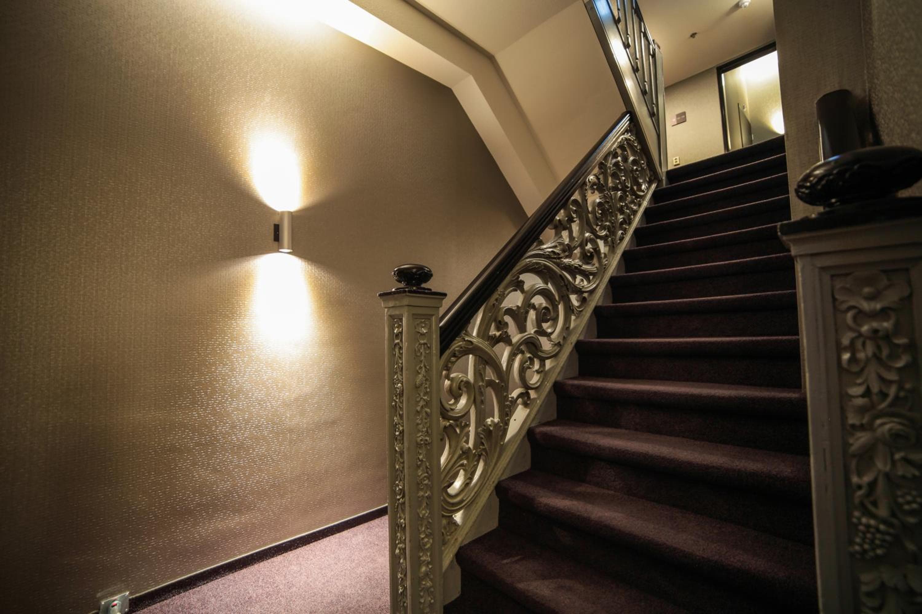 Hotel Mansion — 19