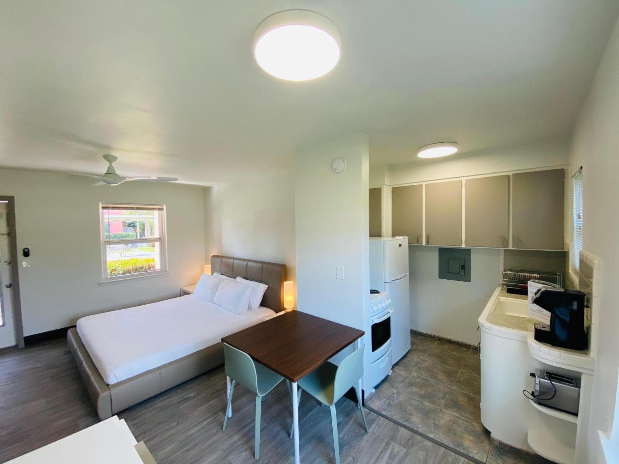 Rolo Beach Hotel — 30