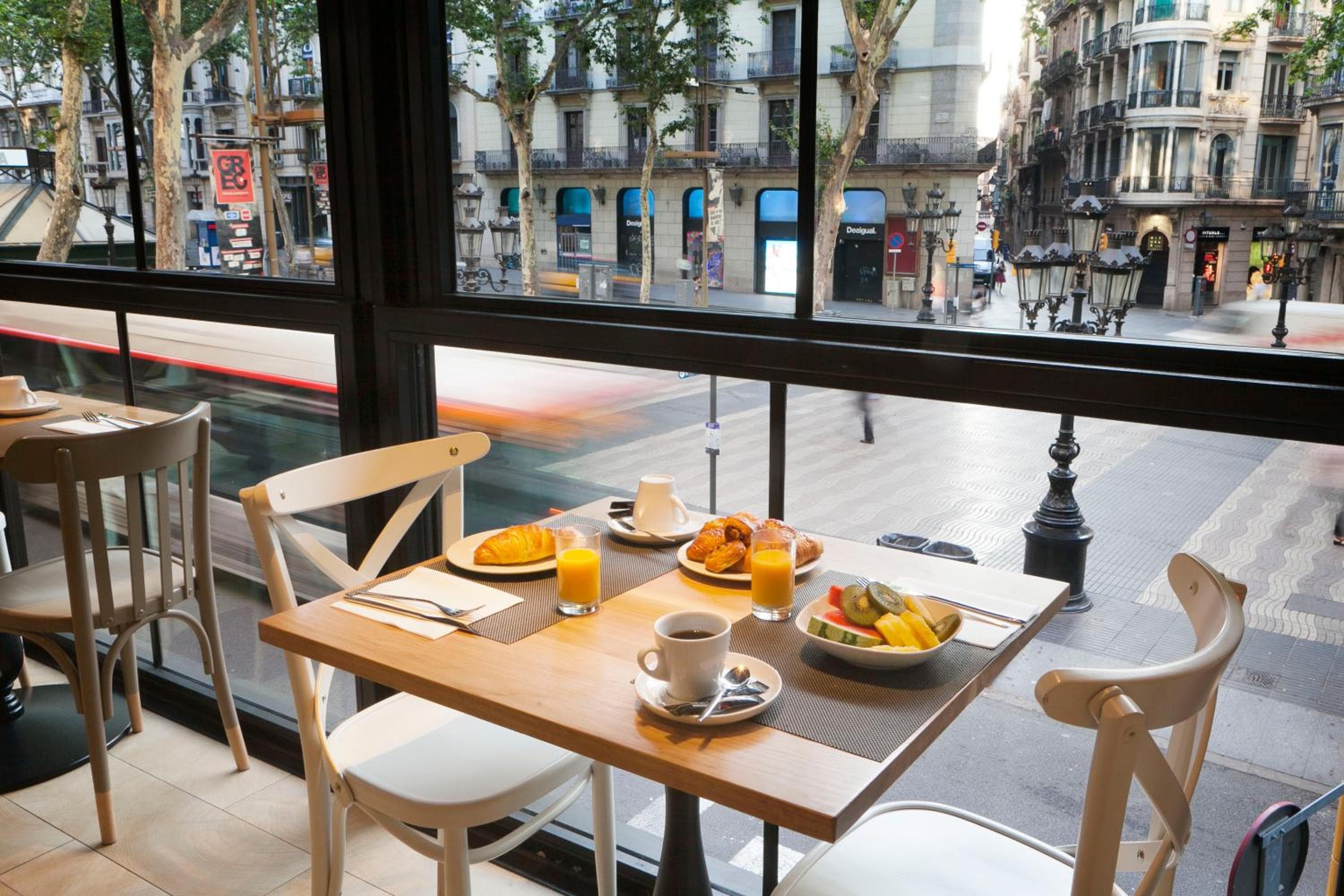 Rambla Reale — 28