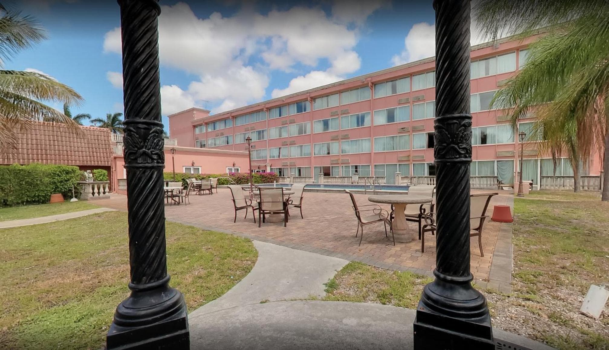 Miami Gardens Inn & Suites — 12