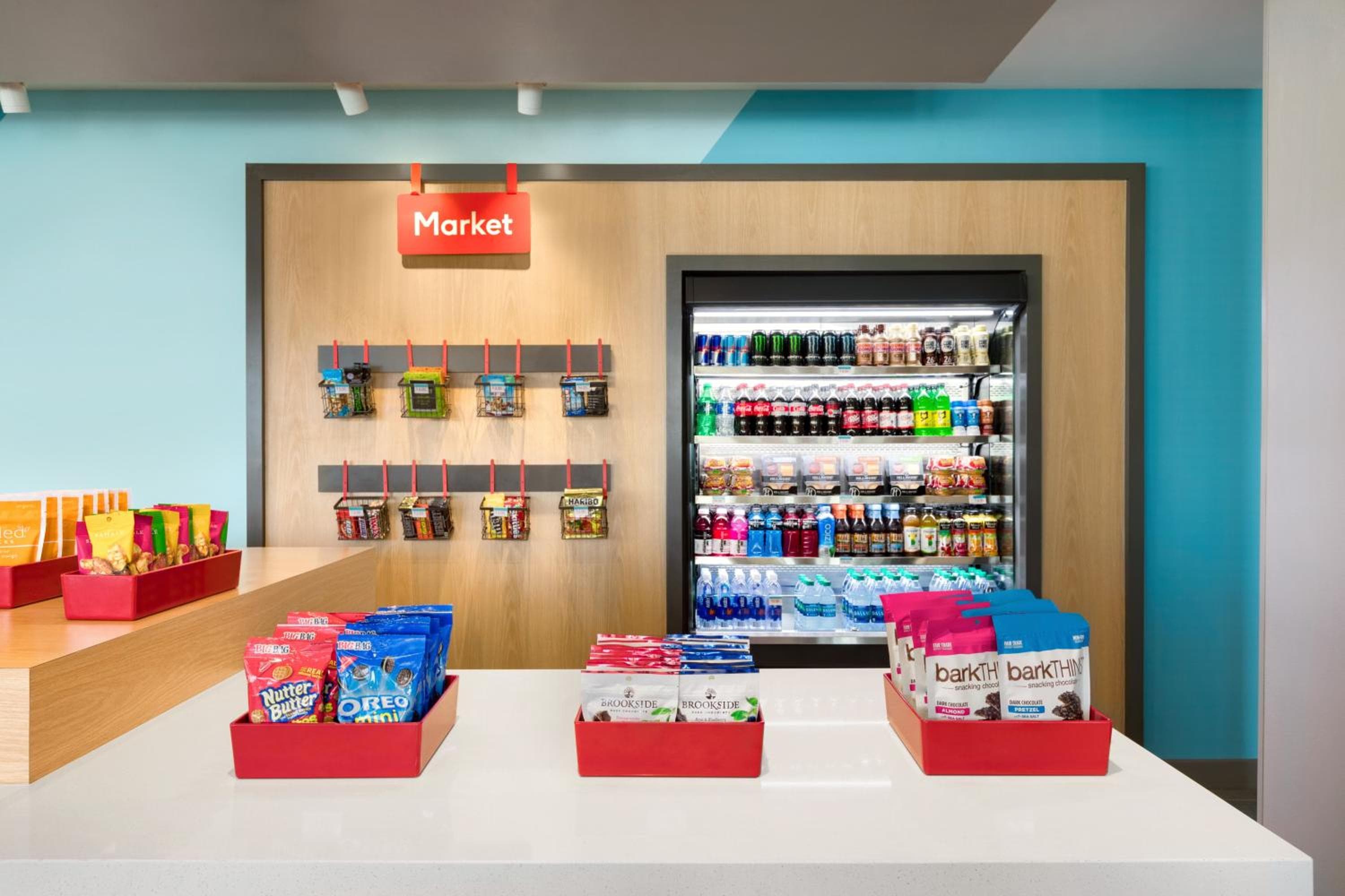 avid hotels - Orlando International Airport by IHG — 28