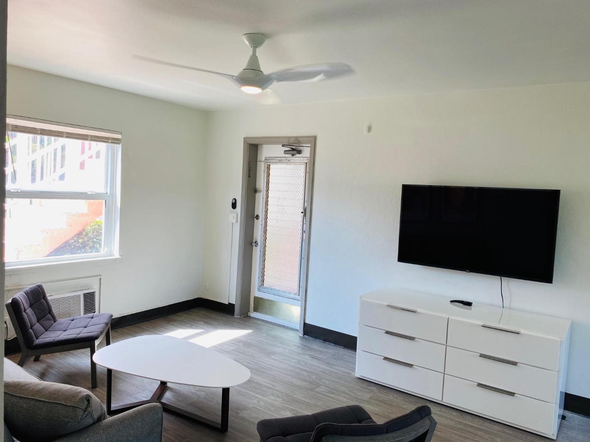 Rolo Beach Hotel — 26
