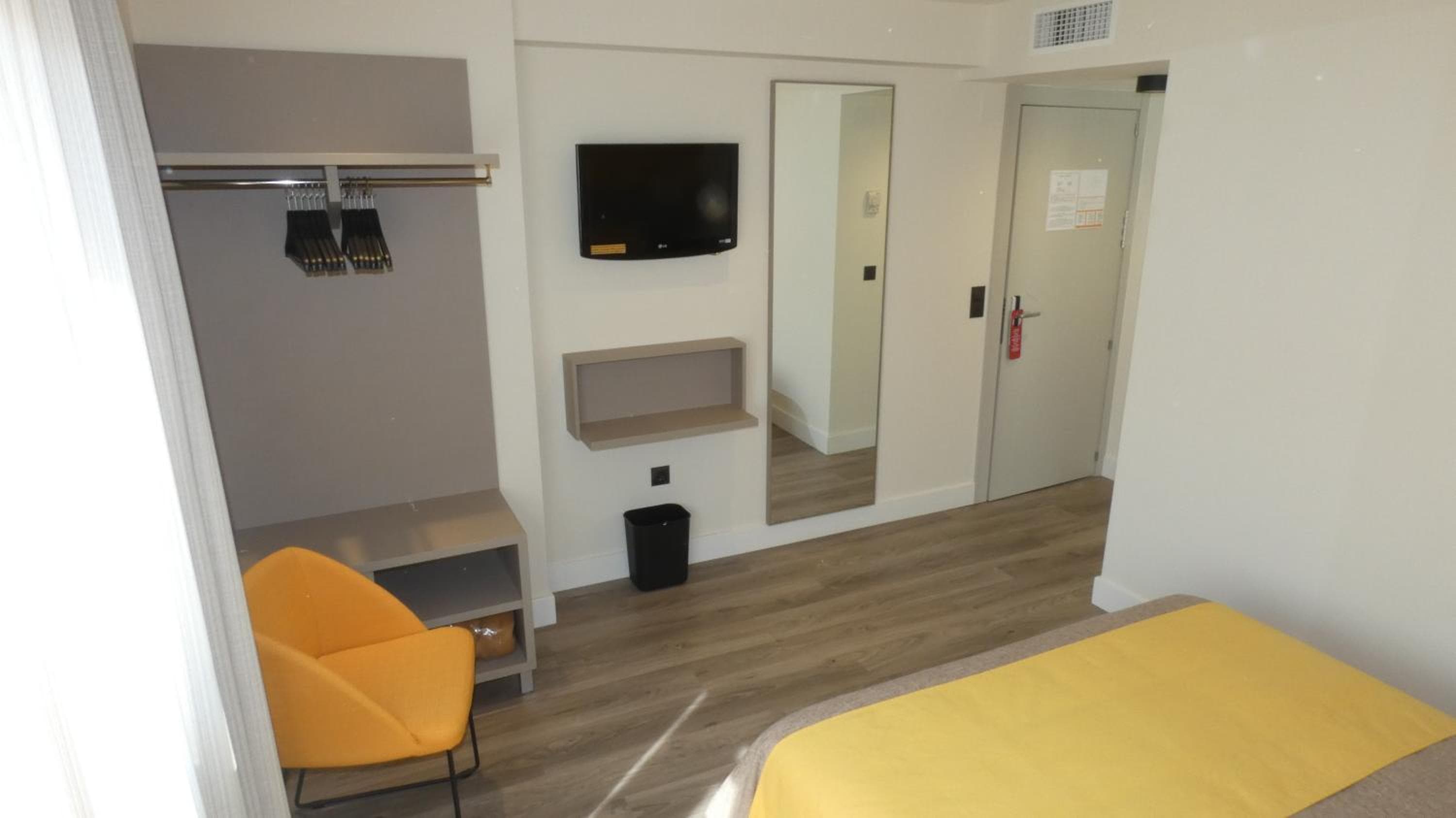 Hotel Zeus — 21