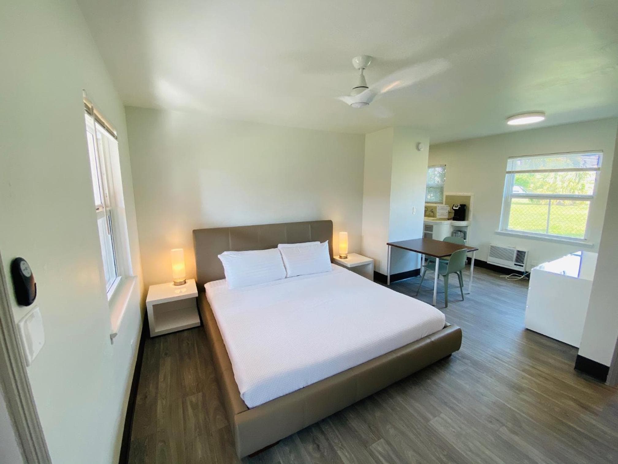 Rolo Beach Hotel — 29