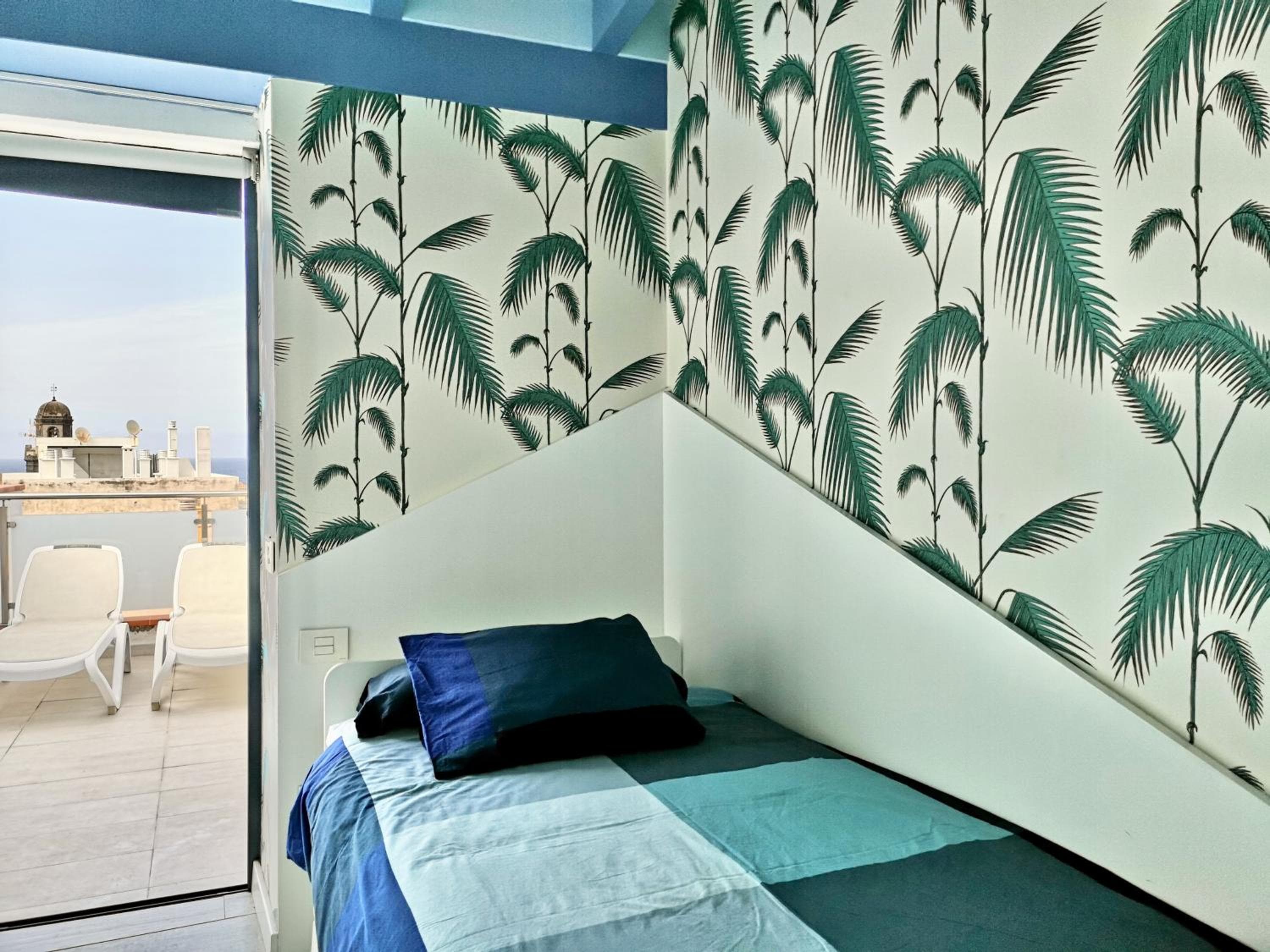 North Coast Apartments — 5