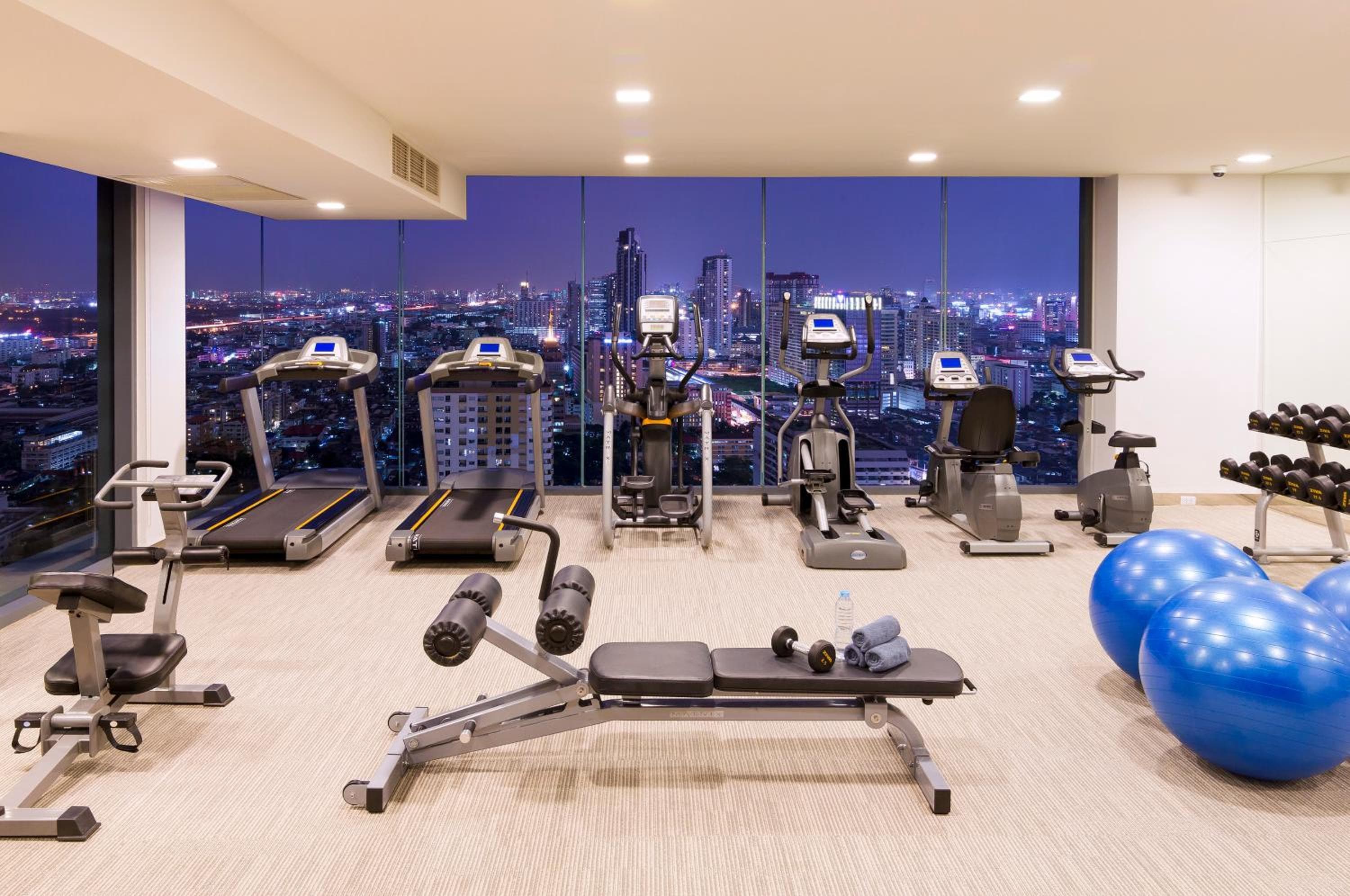 Mercure Bangkok Siam — 20