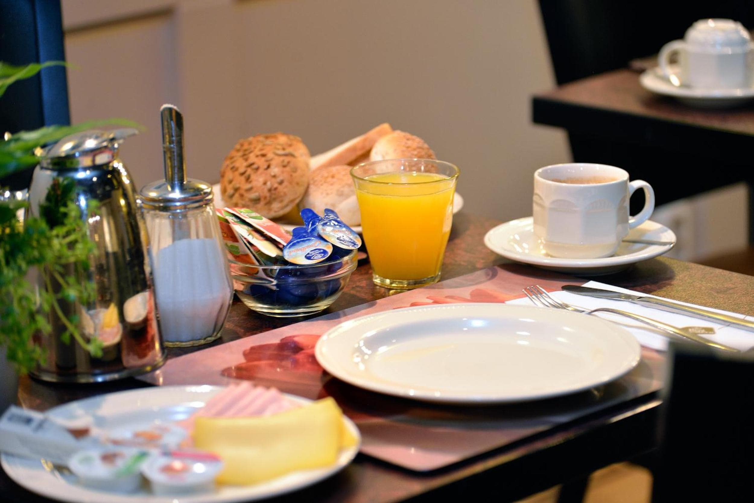 Best Western Dam Square Inn — 15