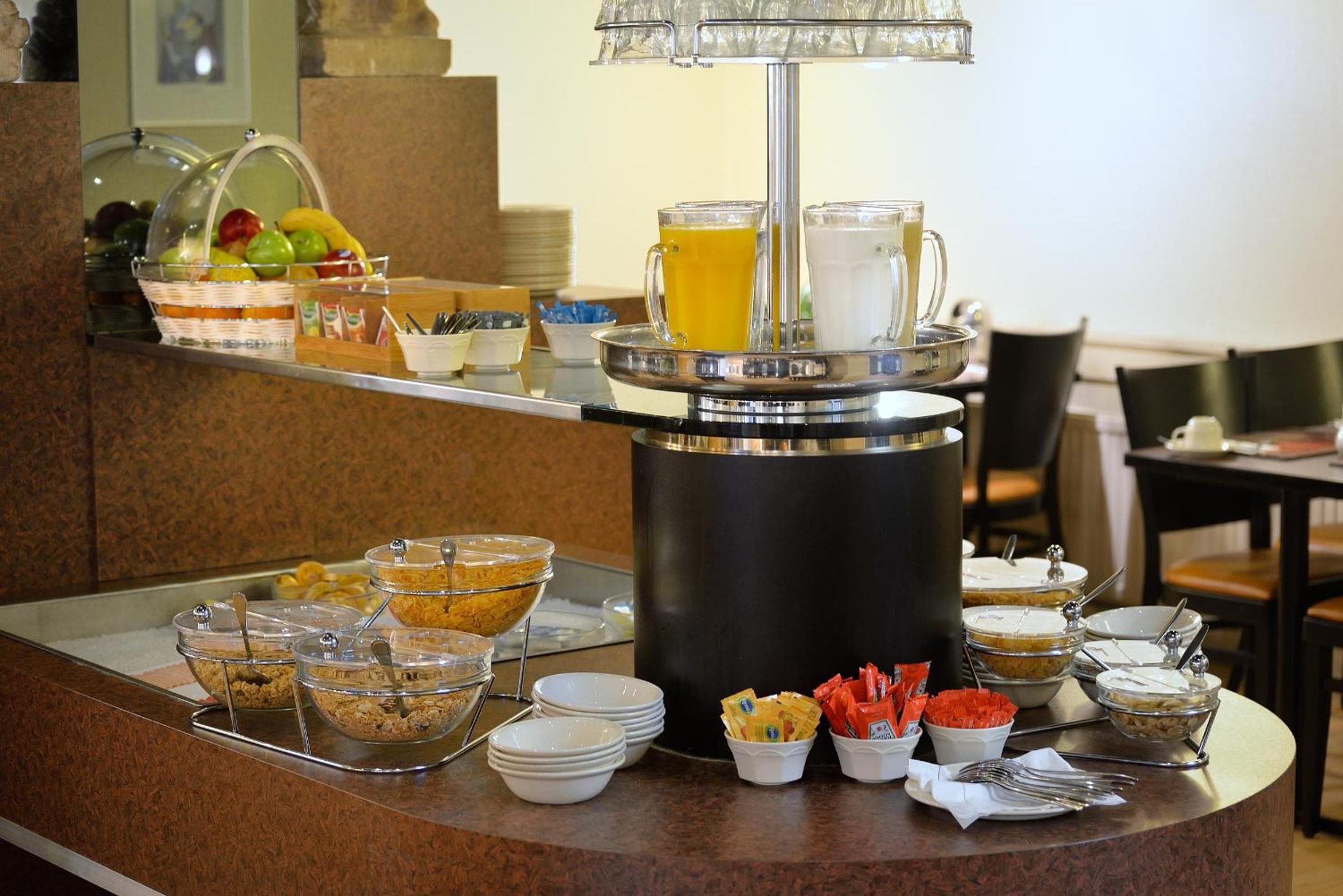 Best Western Dam Square Inn — 16