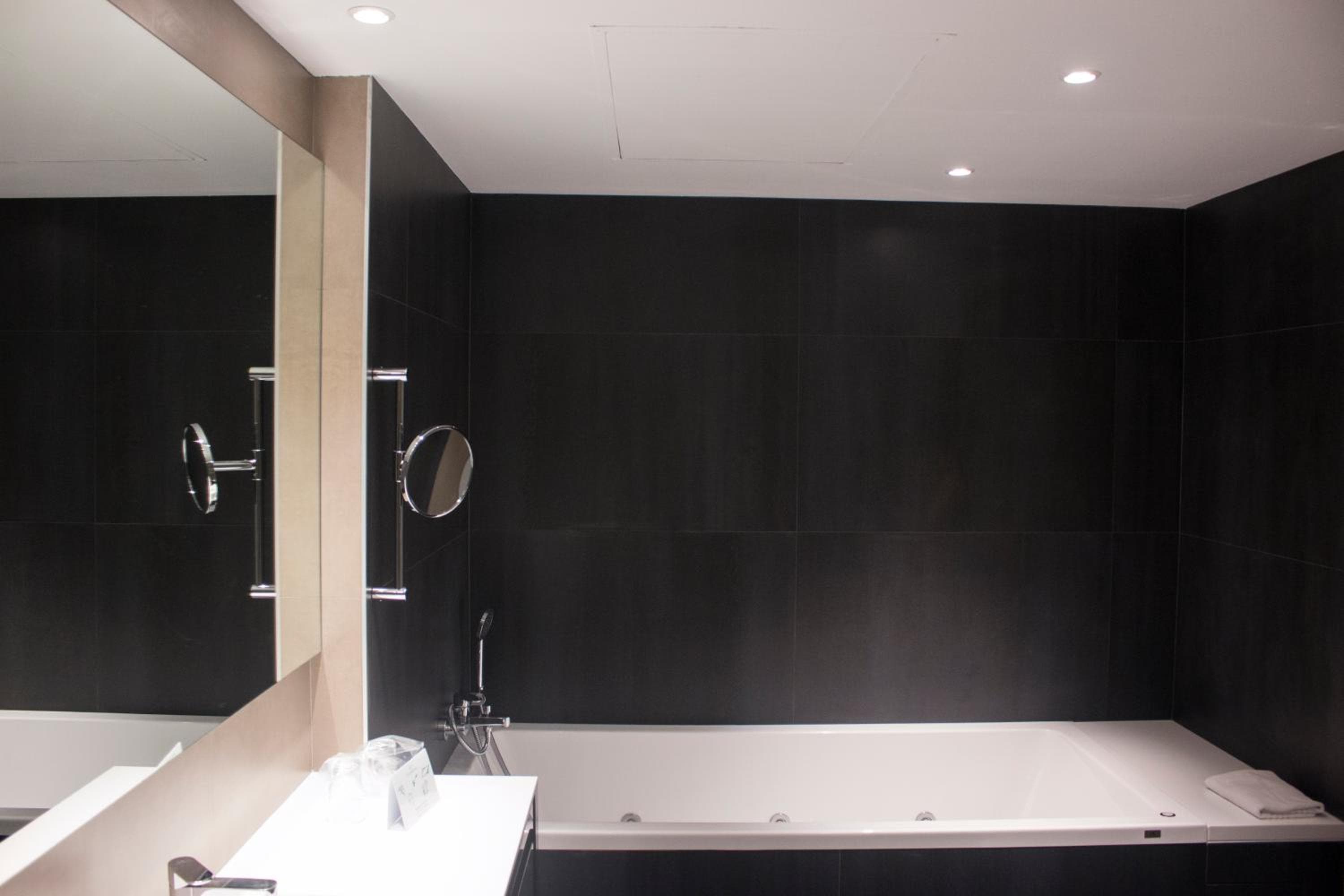 Mercure Madrid Centro — 15