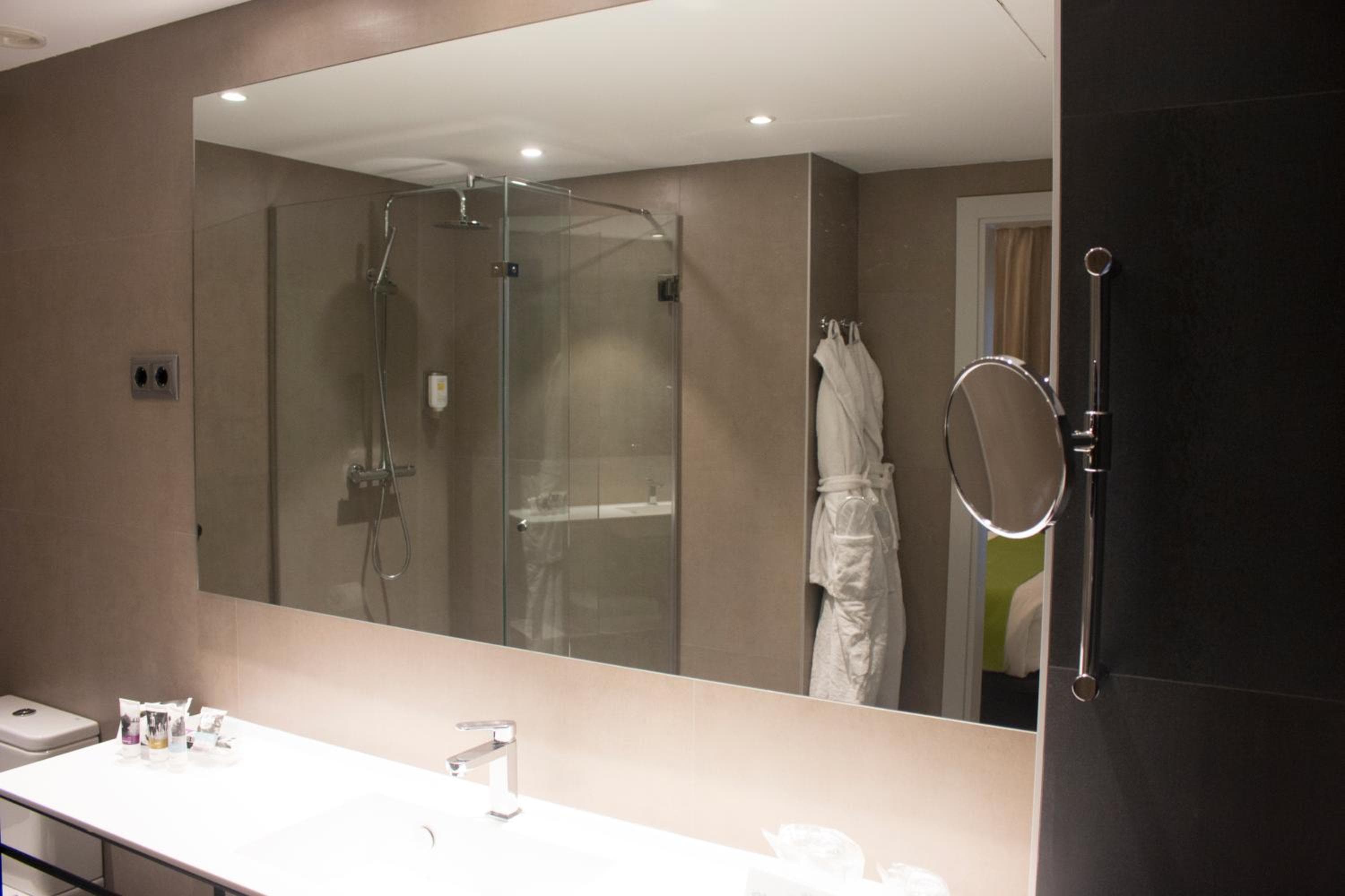Mercure Madrid Centro — 17