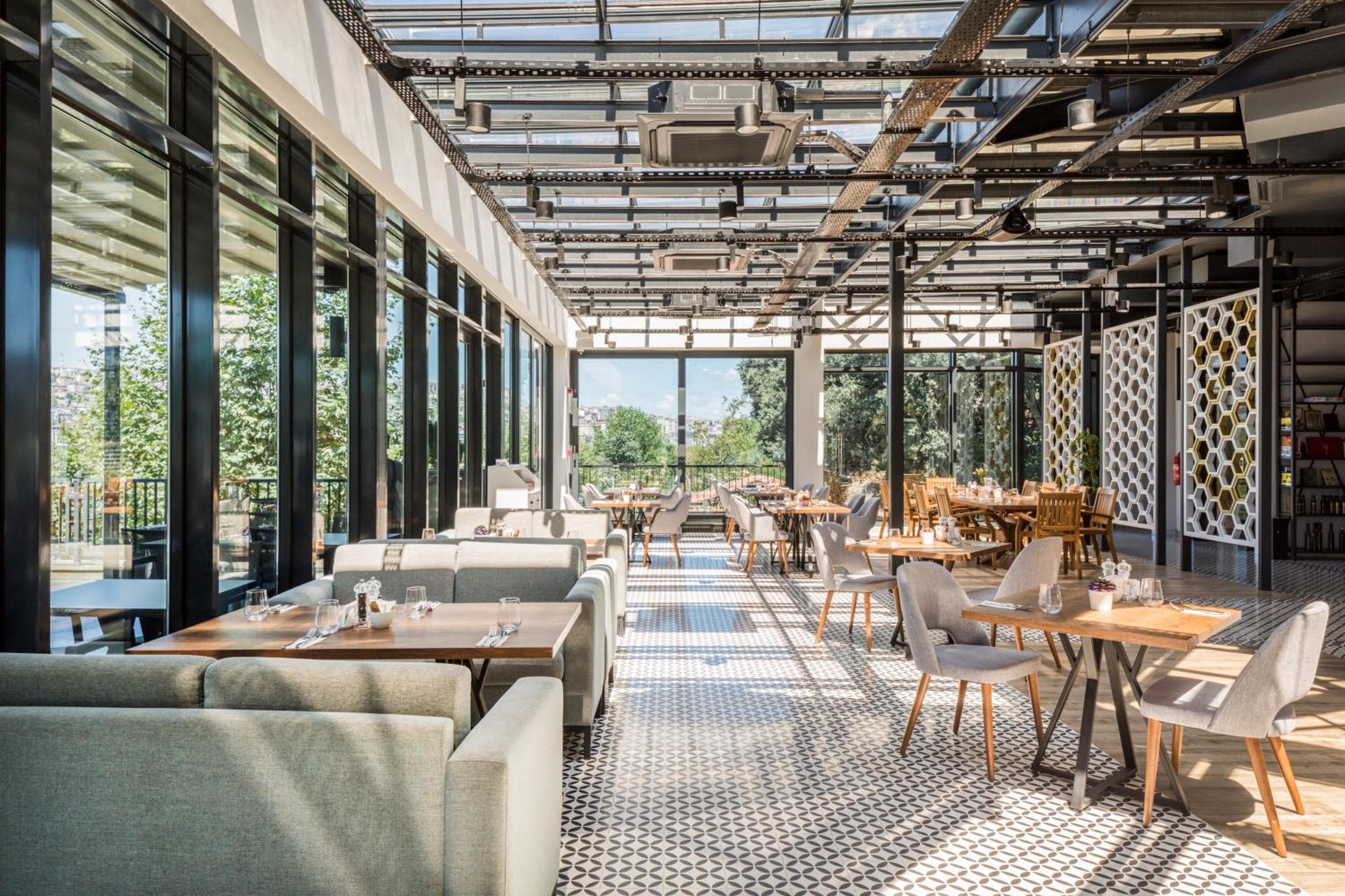 Arise Hotel Golden Horn — 2