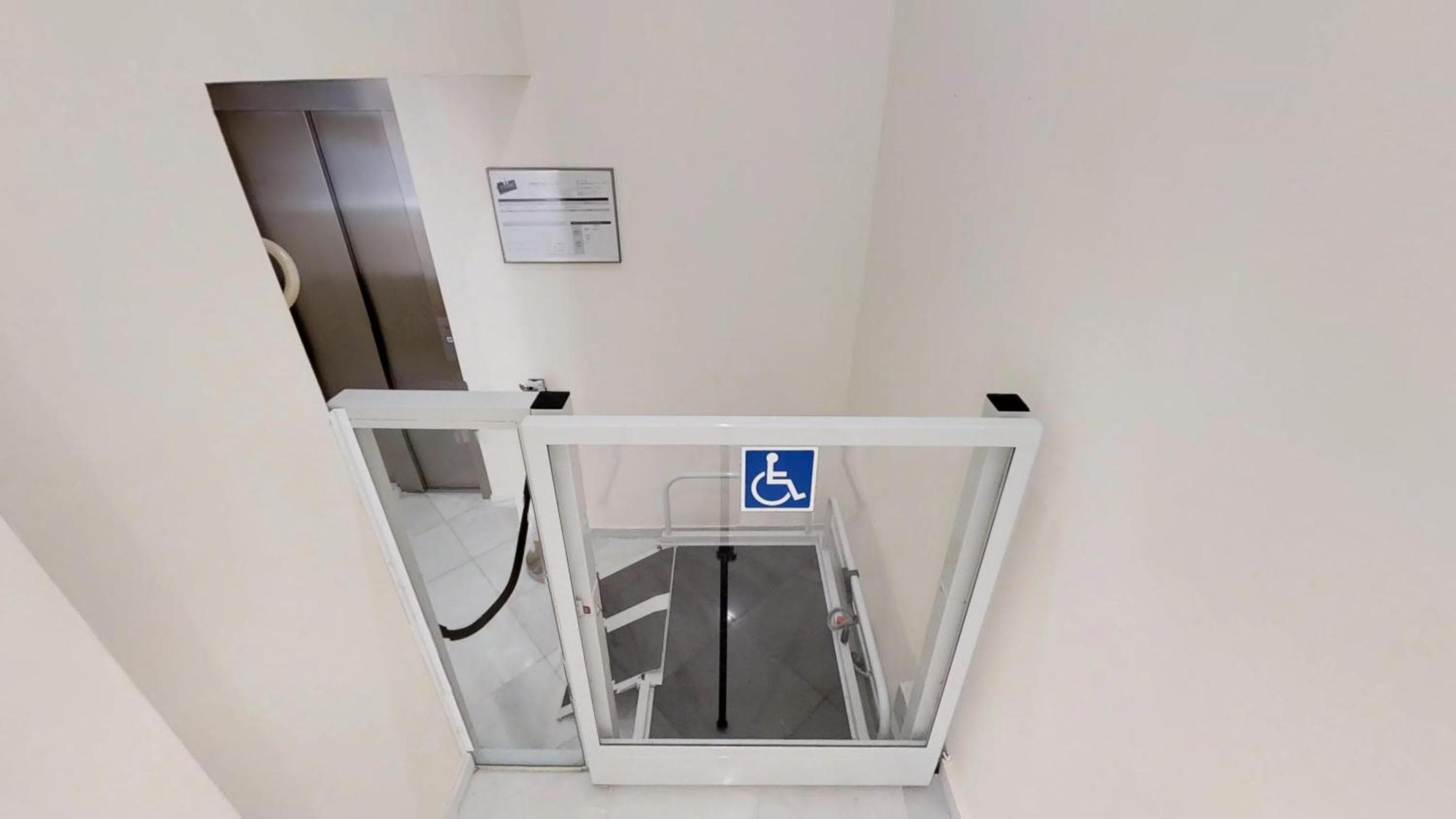Suites Murillo Alcázar — 26