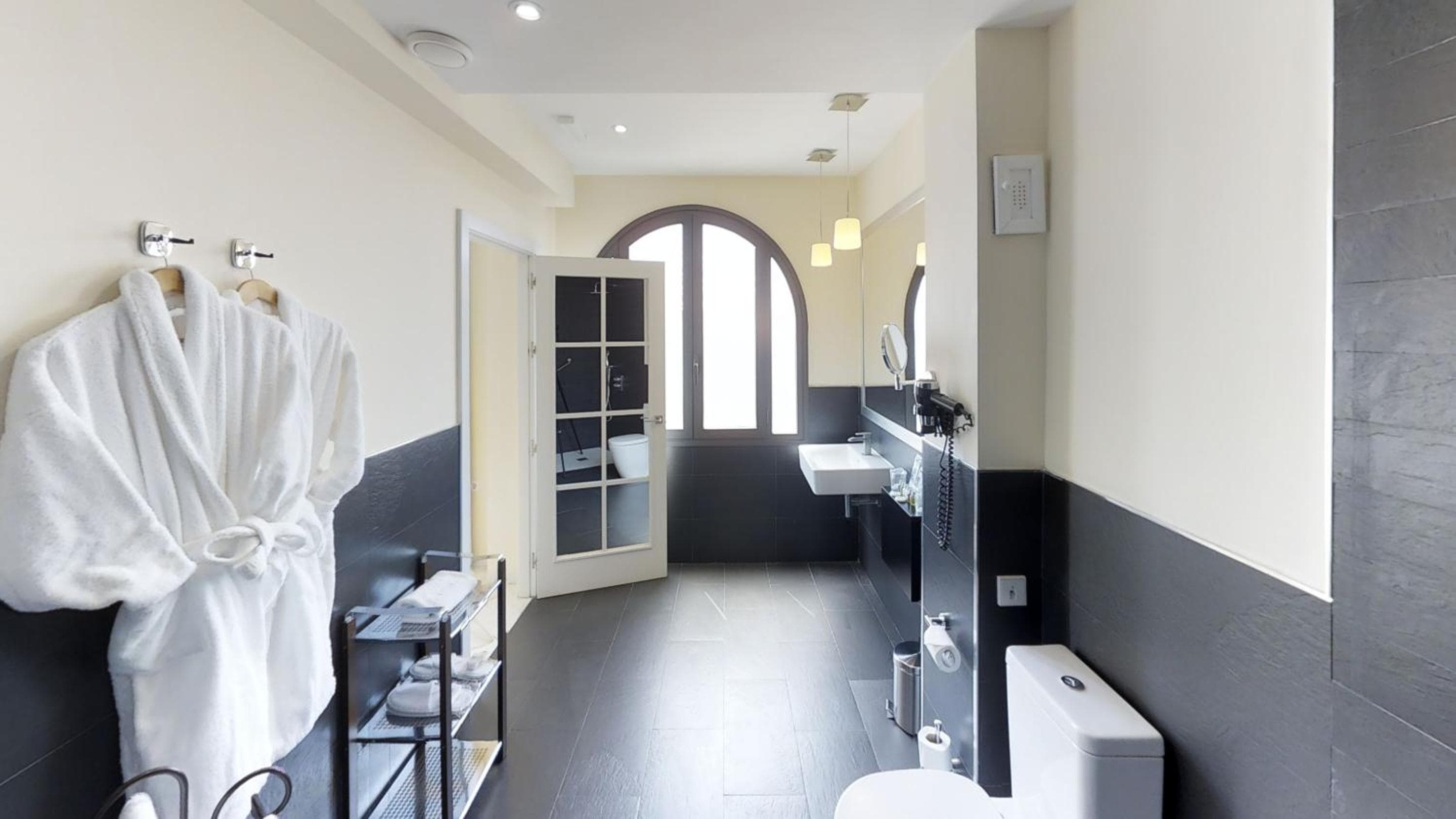 Suites Murillo Alcázar — 13