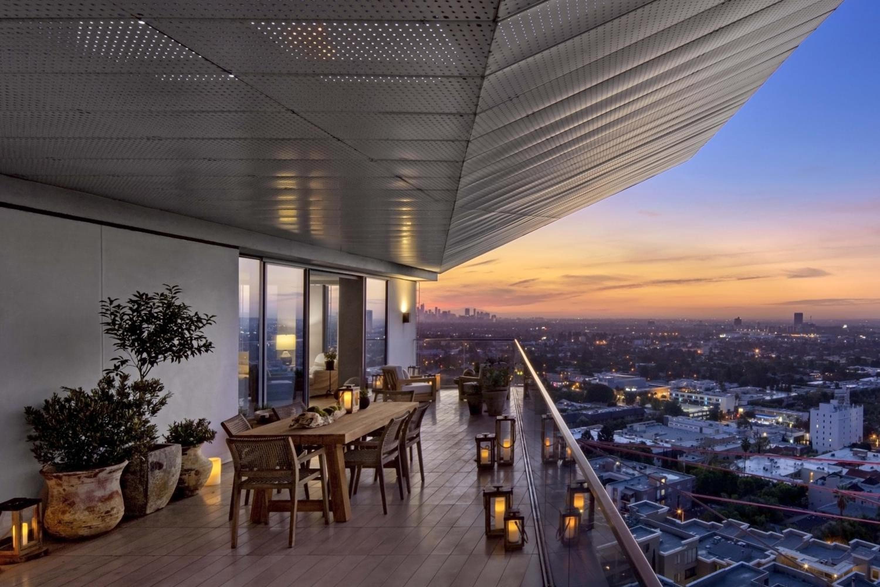 1 Hotel West Hollywood — 2