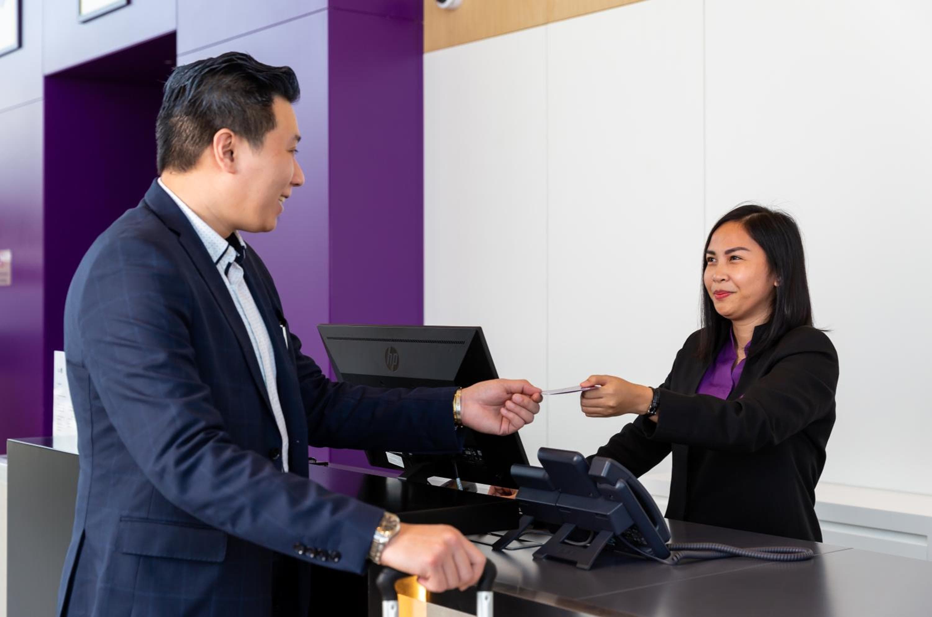 Premier Inn Dubai Dragon Mart — 3