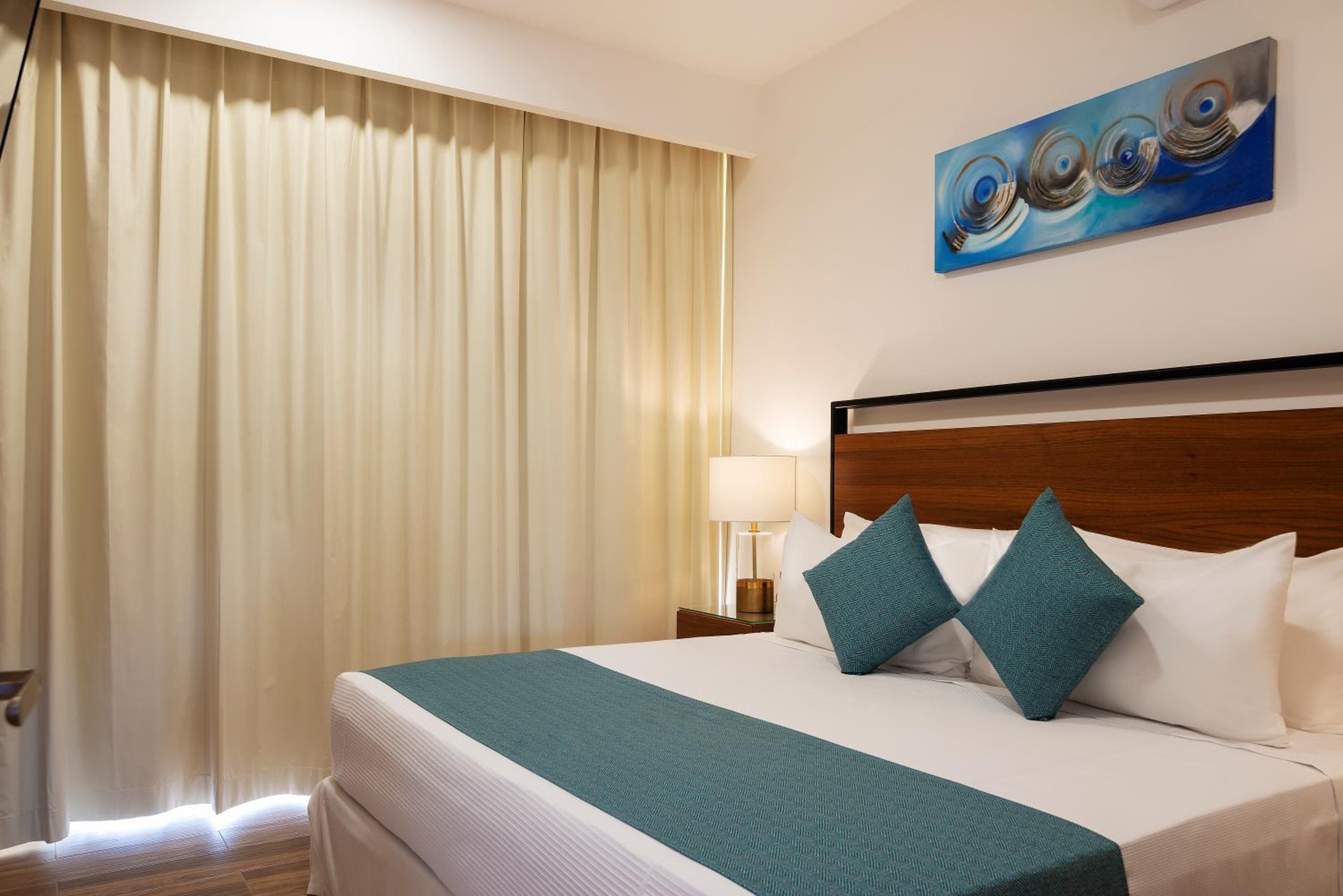 Heaven Hotel — 20