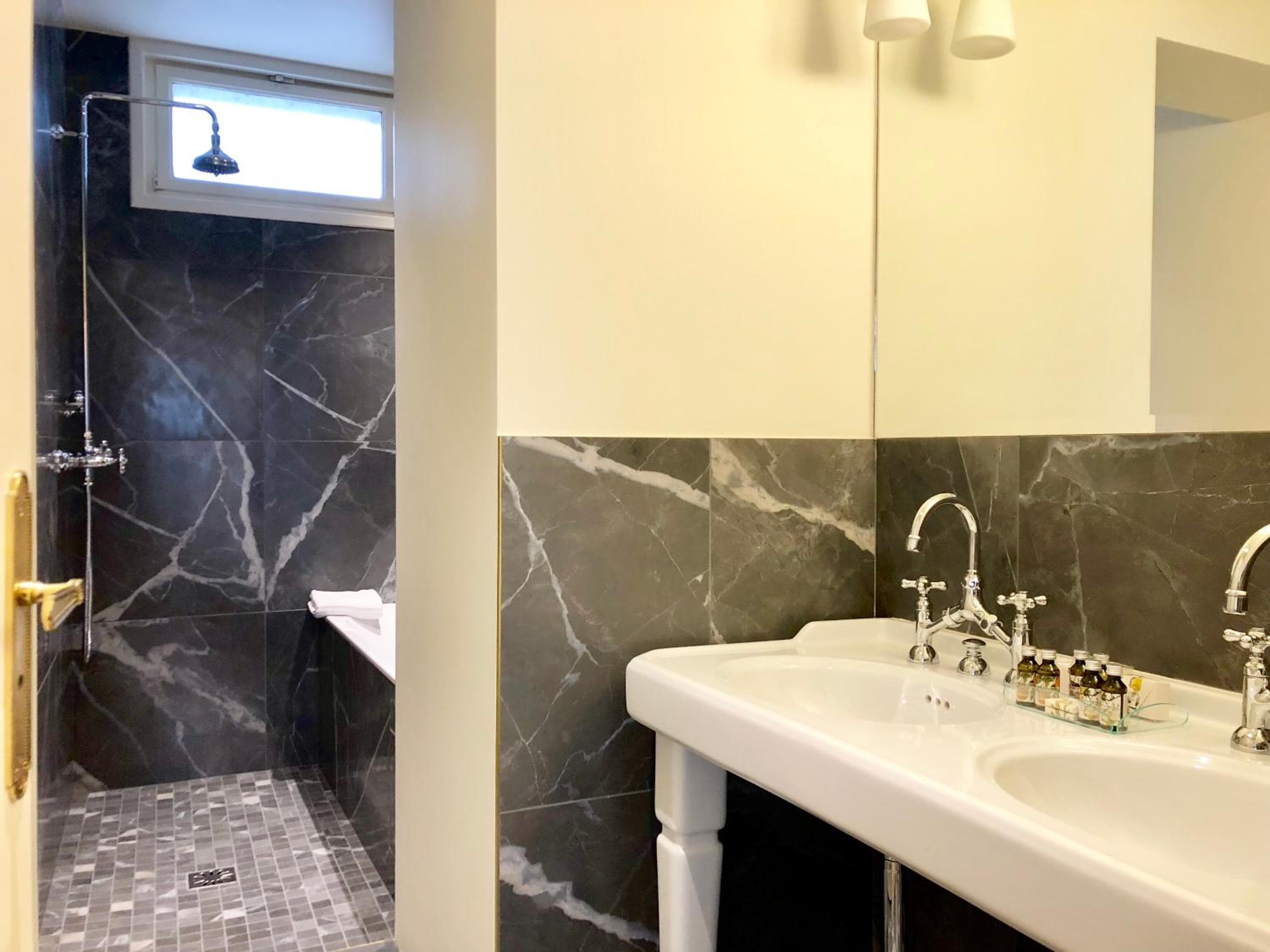 Hôtel Mayfair Paris — 19