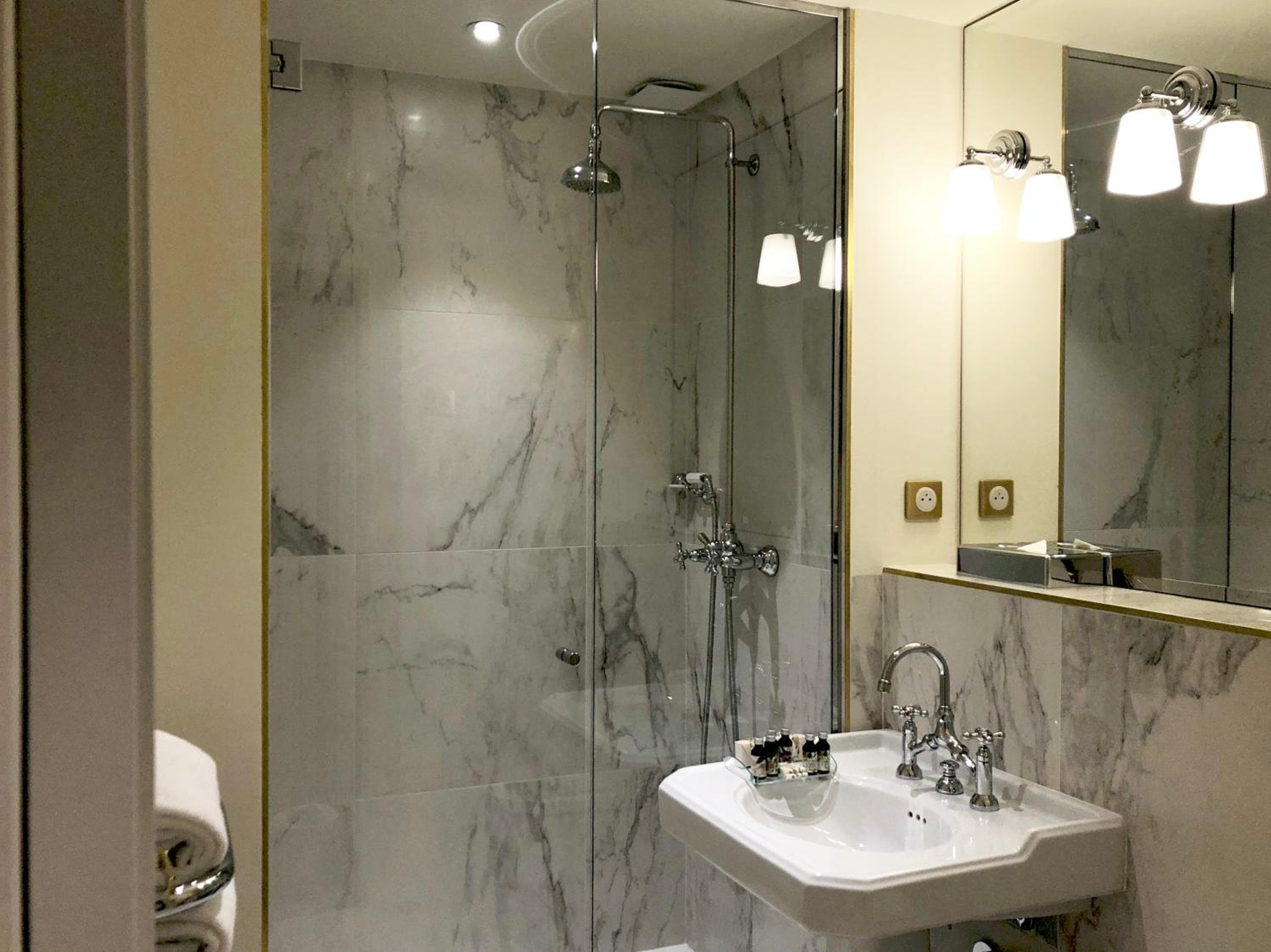 Hôtel Mayfair Paris — 23