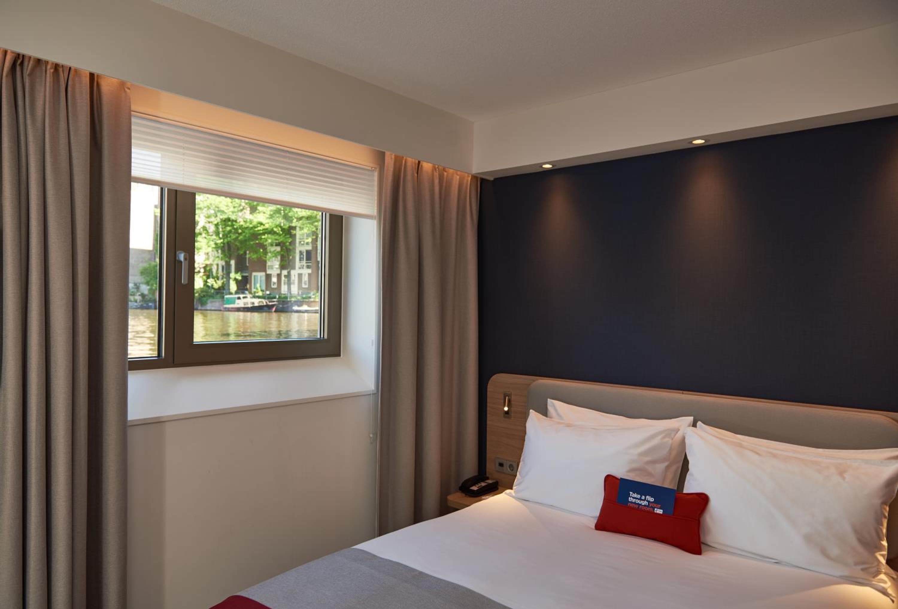 Holiday Inn Express Amsterdam - City Hall by IHG — 15