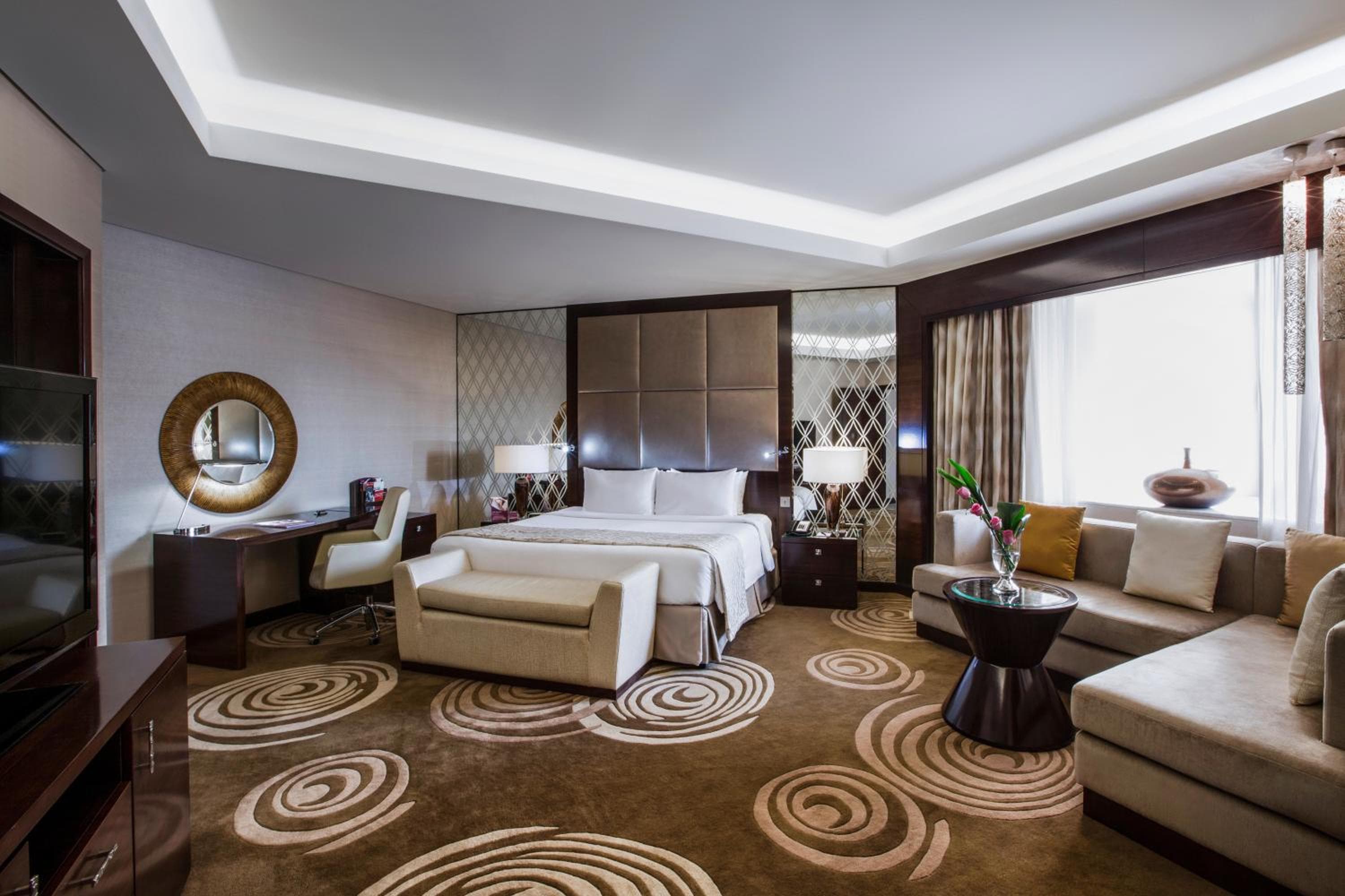 Crowne Plaza Dubái Deira by IHG — 3