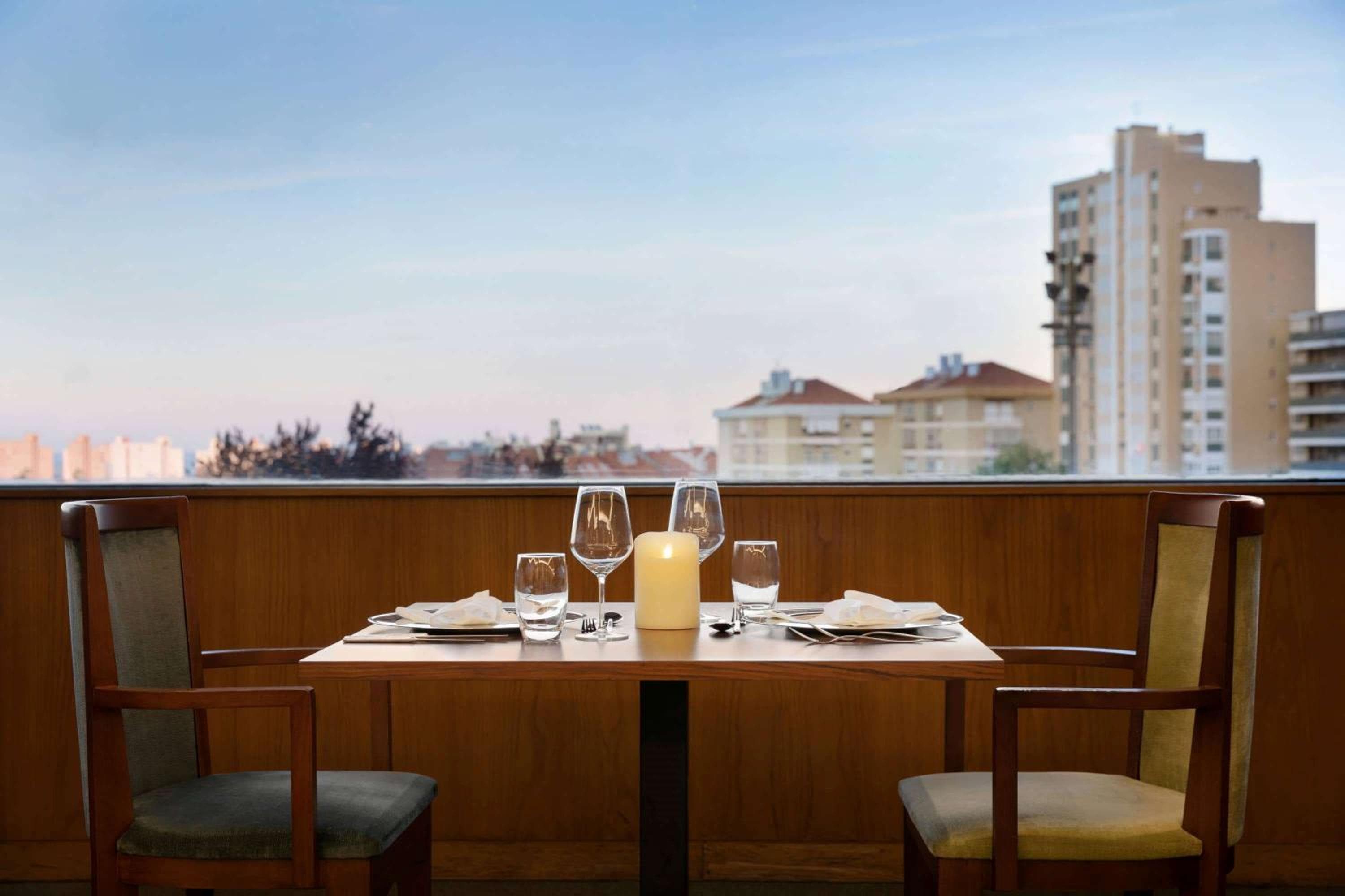 Ramada by Wyndham Lisbon — 27