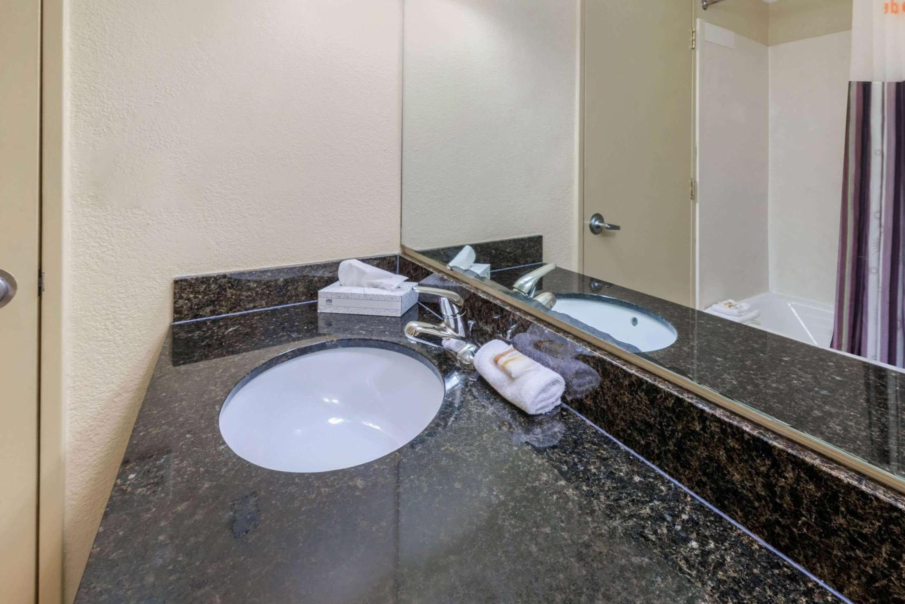 La Quinta presso il Wyndham Fort Lauderdale Pompano Beach — 22
