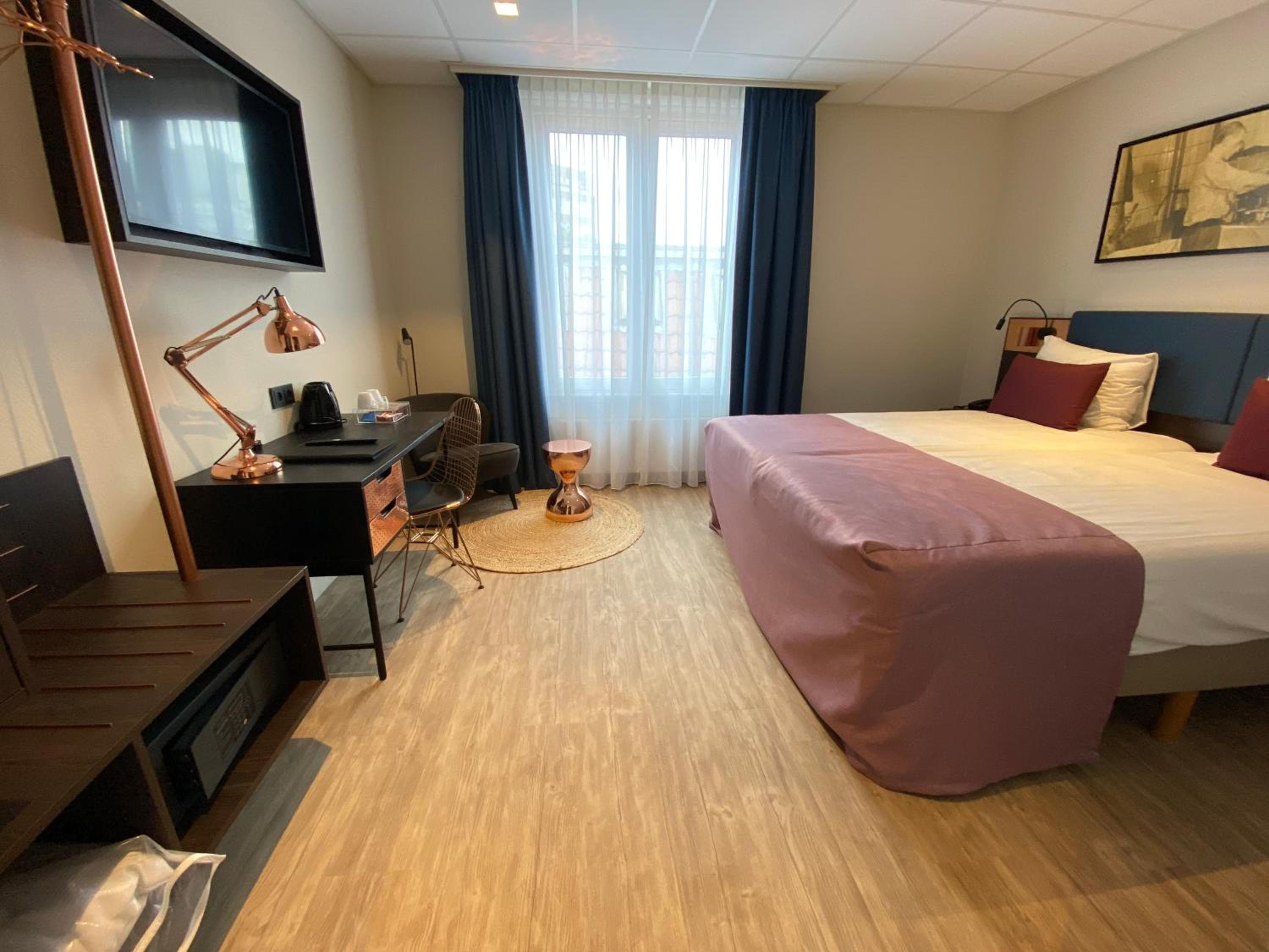 Best Western Dam Square Inn — 5