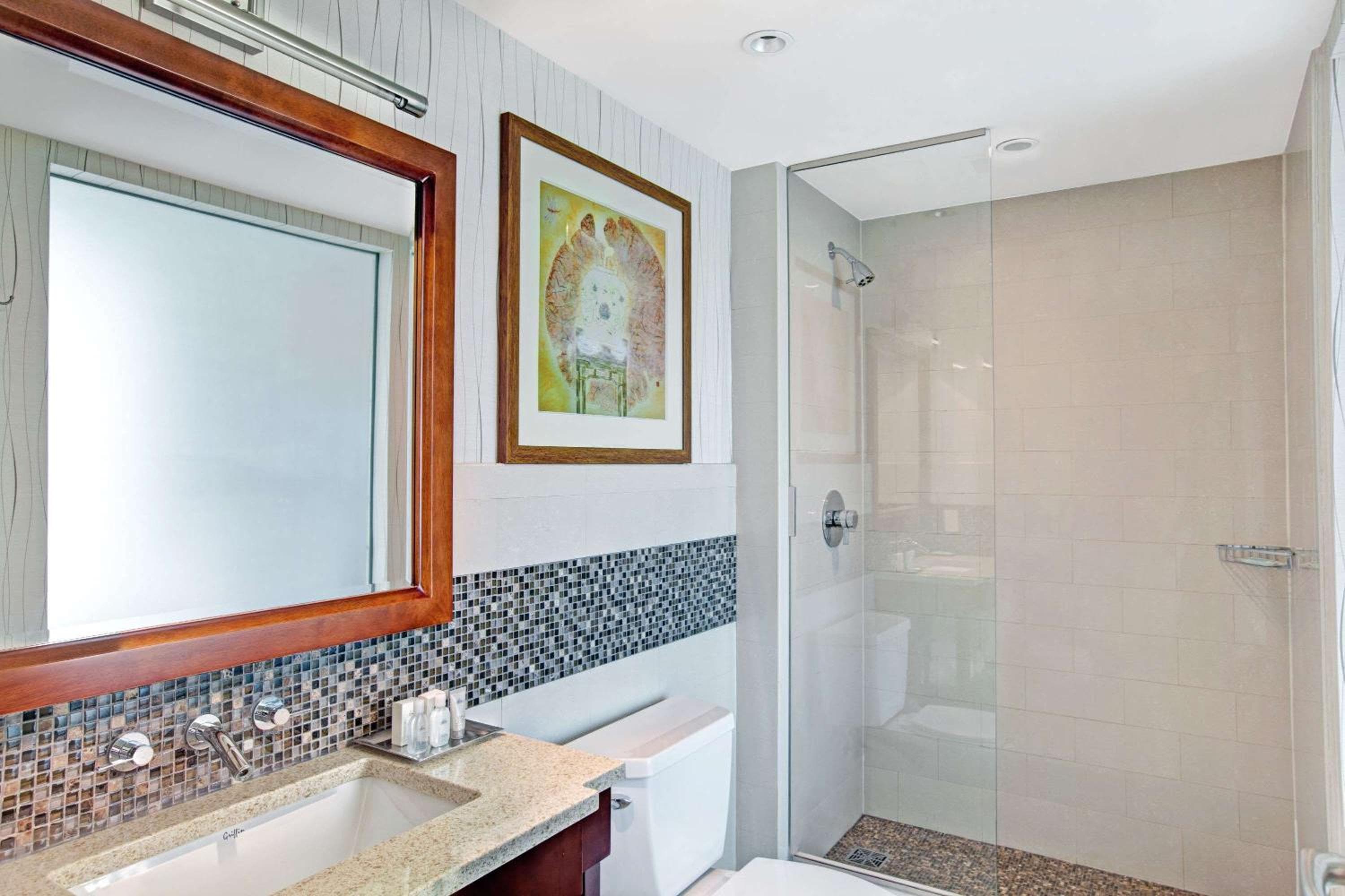 Wyndham Garden Chinatown — 10