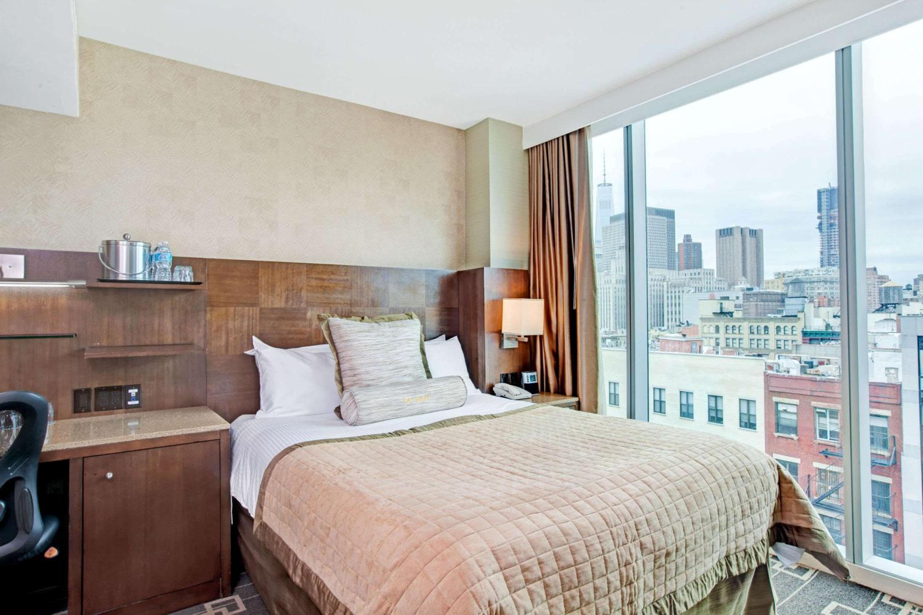 Wyndham Garden Chinatown — 23