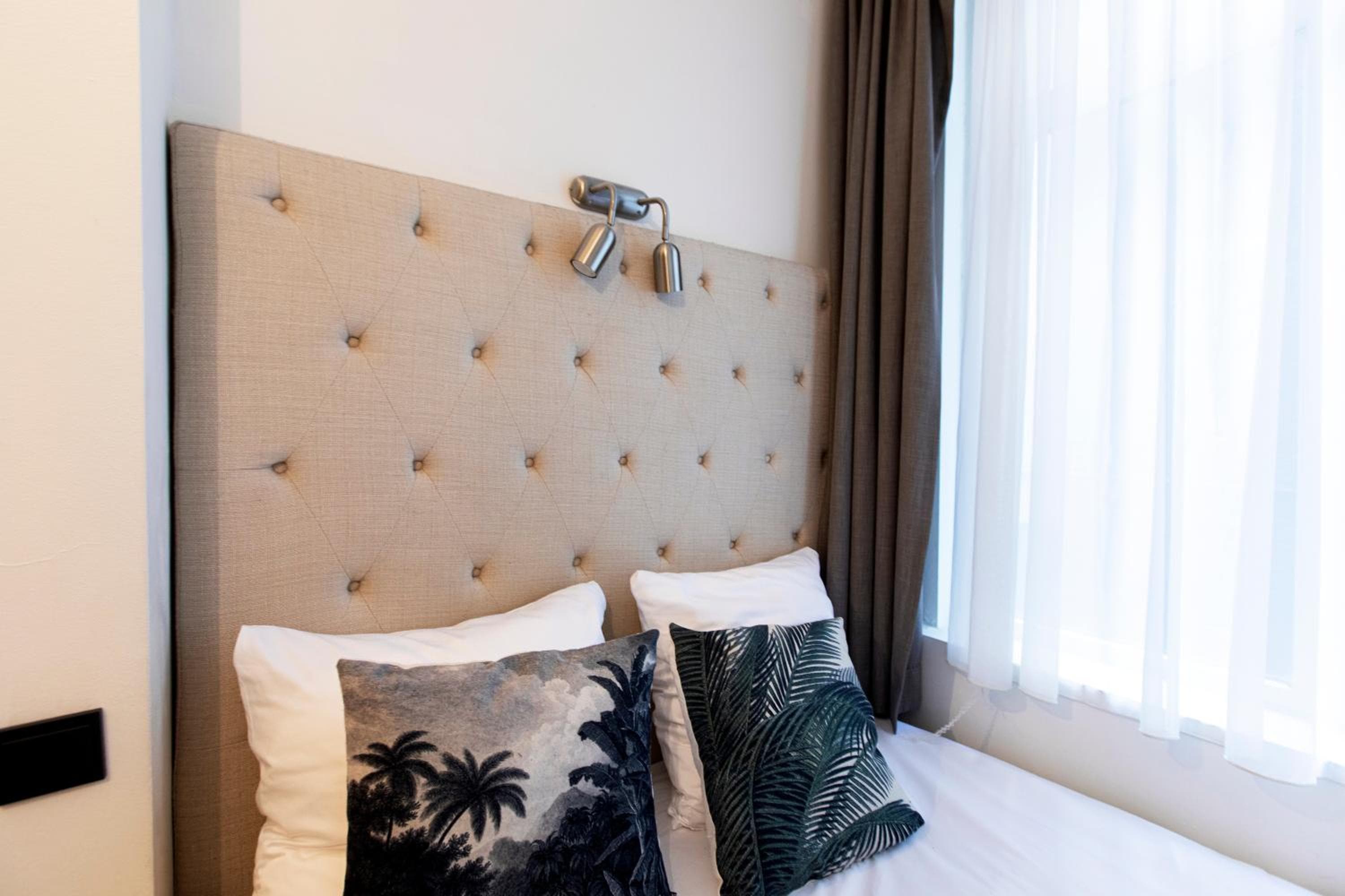 Quentin Canal House Hotel — 15