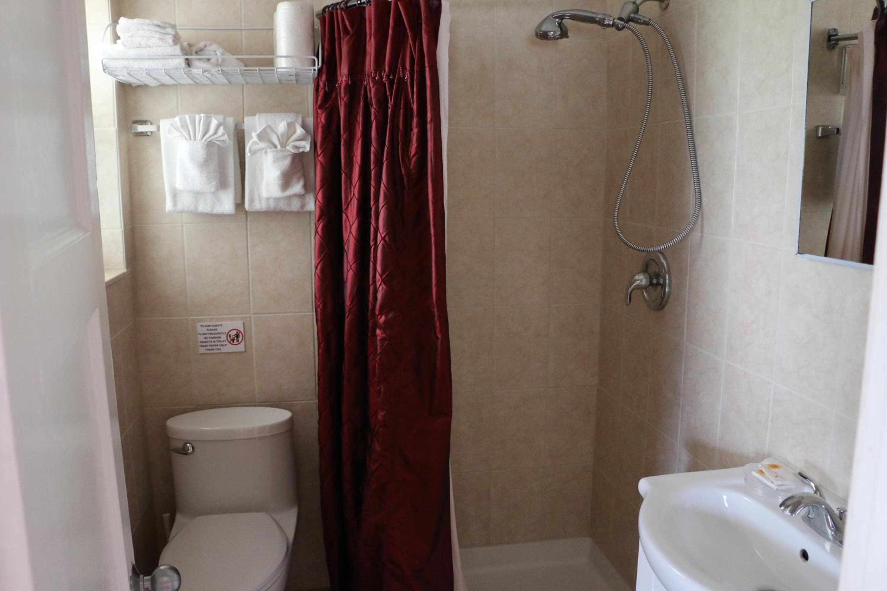 Breakaway Inn Guest House — 26