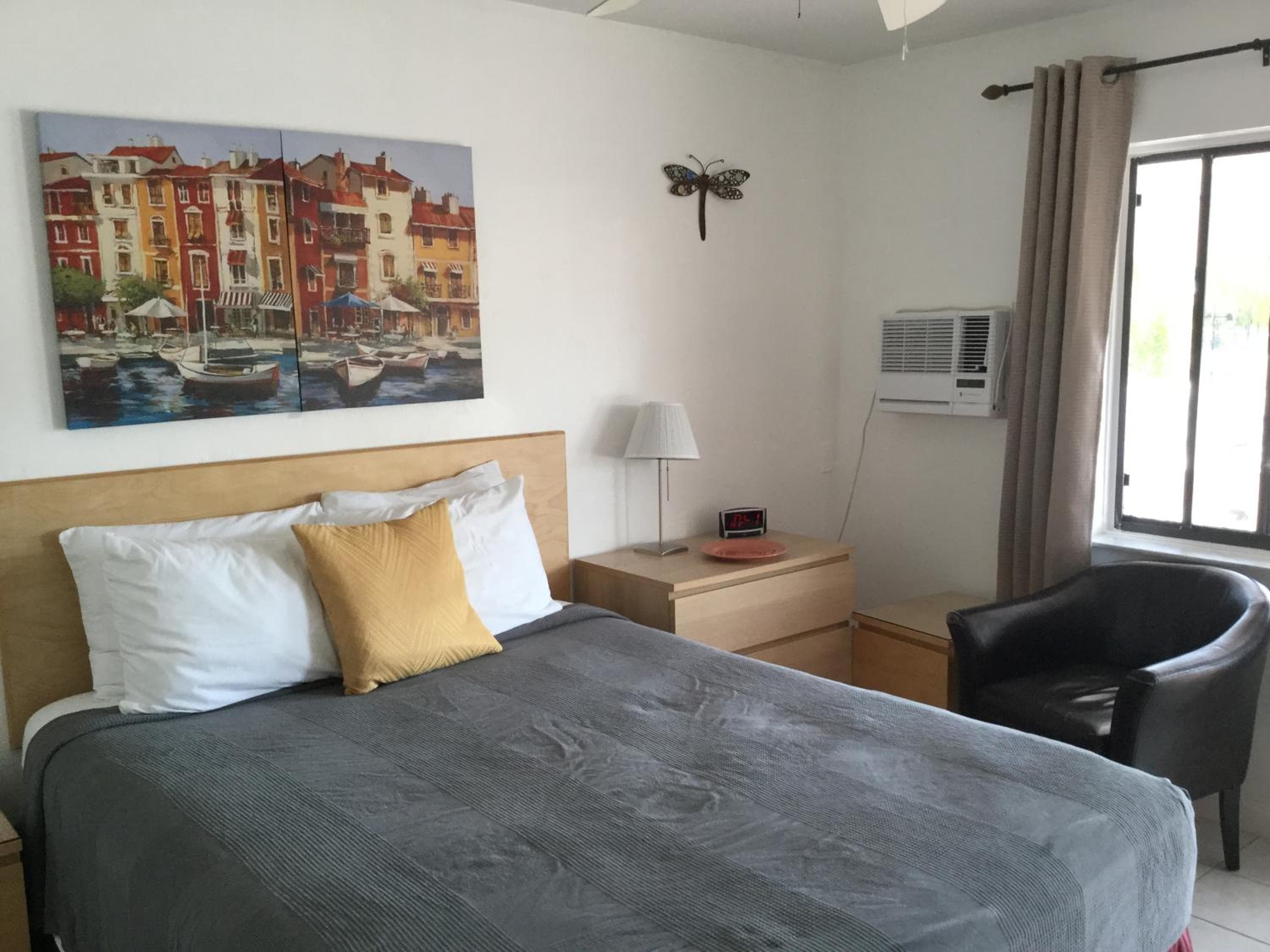 Breakaway Inn Guest House — 23