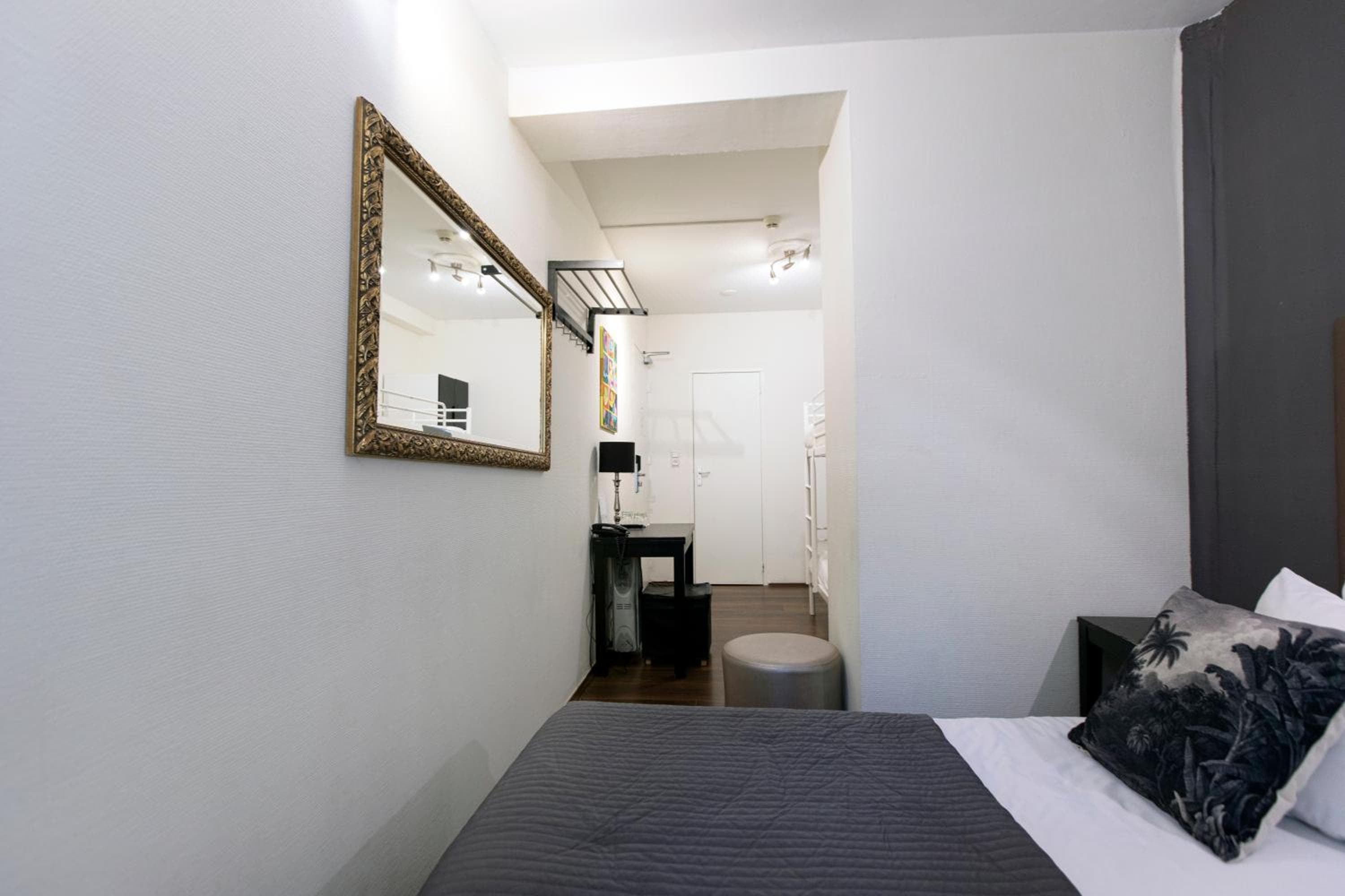 Quentin Museum Square Hotel — 13