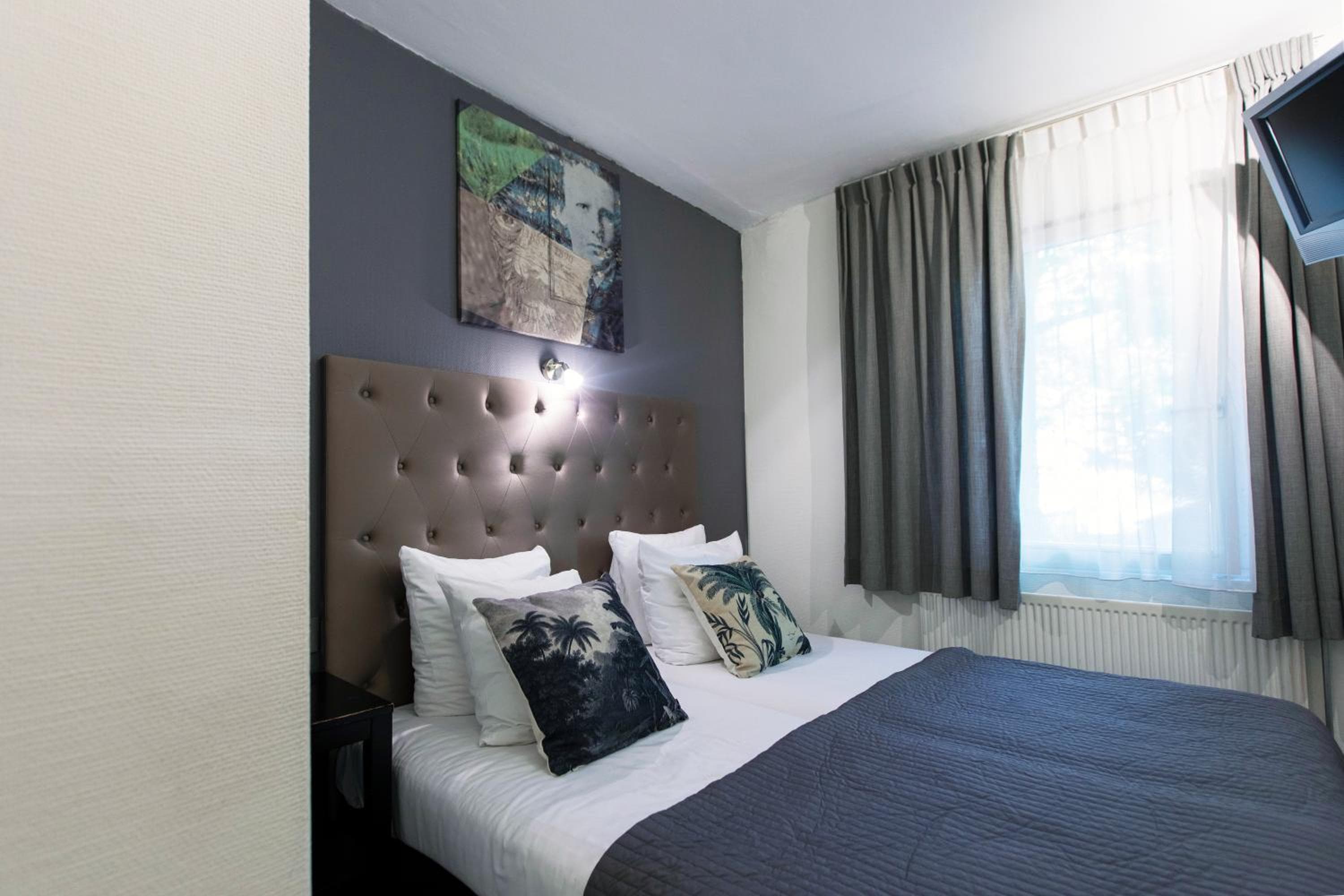 Quentin Museum Square Hotel — 15