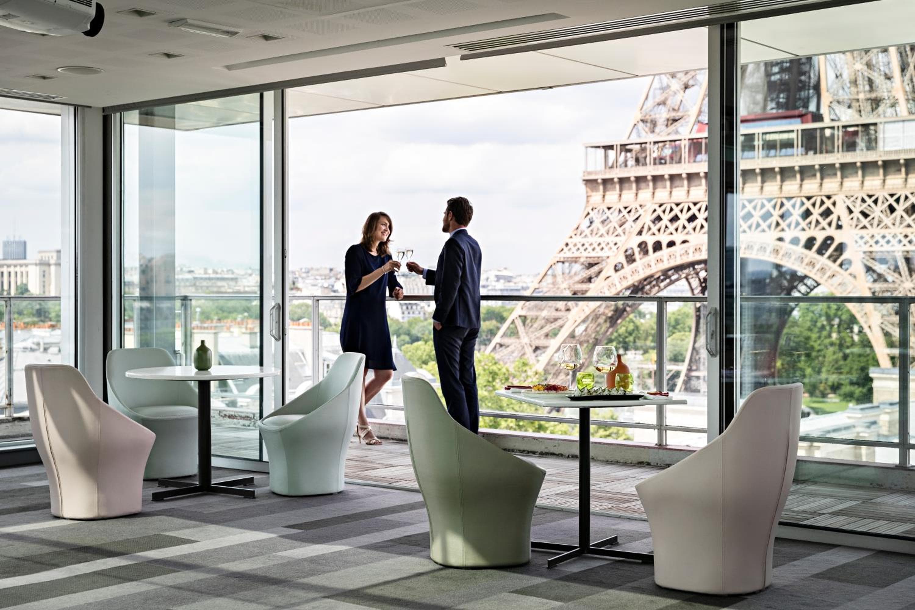 Pullman Paris Tour Eiffel — 18